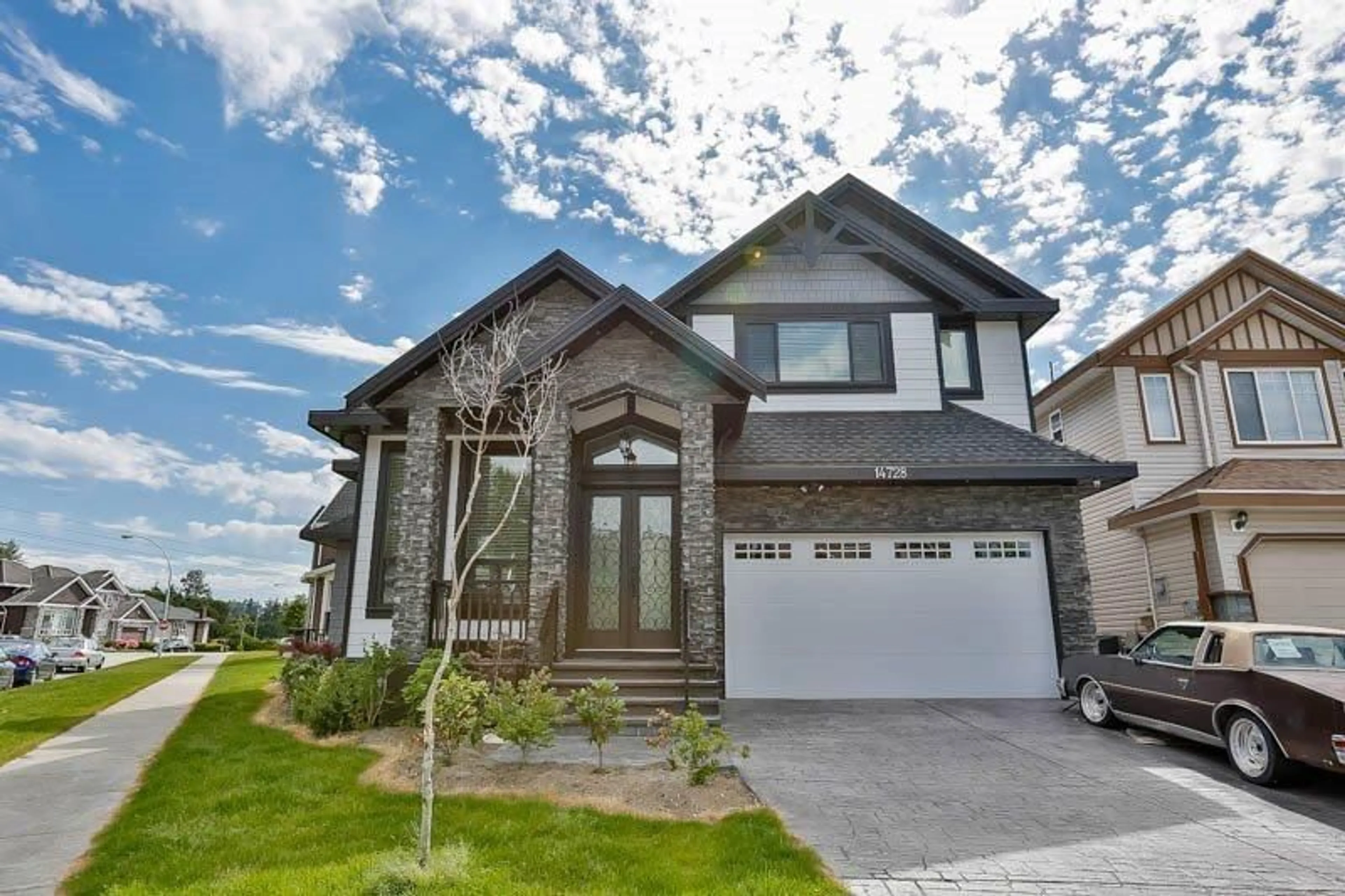 Home with brick exterior material, unknown for 14728 79, Surrey British Columbia V3S2W2