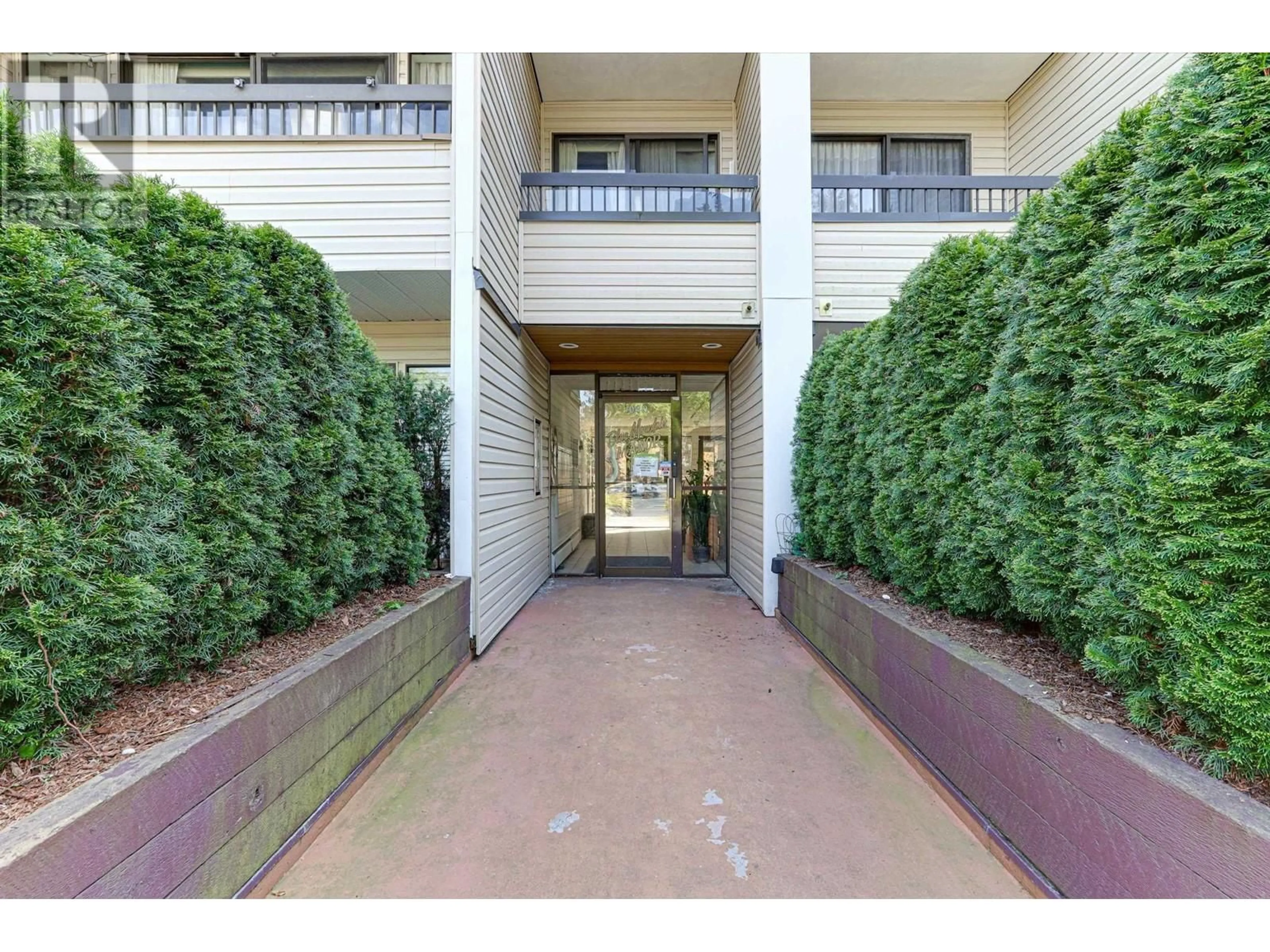 Unknown for 301 - 1048 KING ALBERT AVENUE, Coquitlam British Columbia V3J1X5