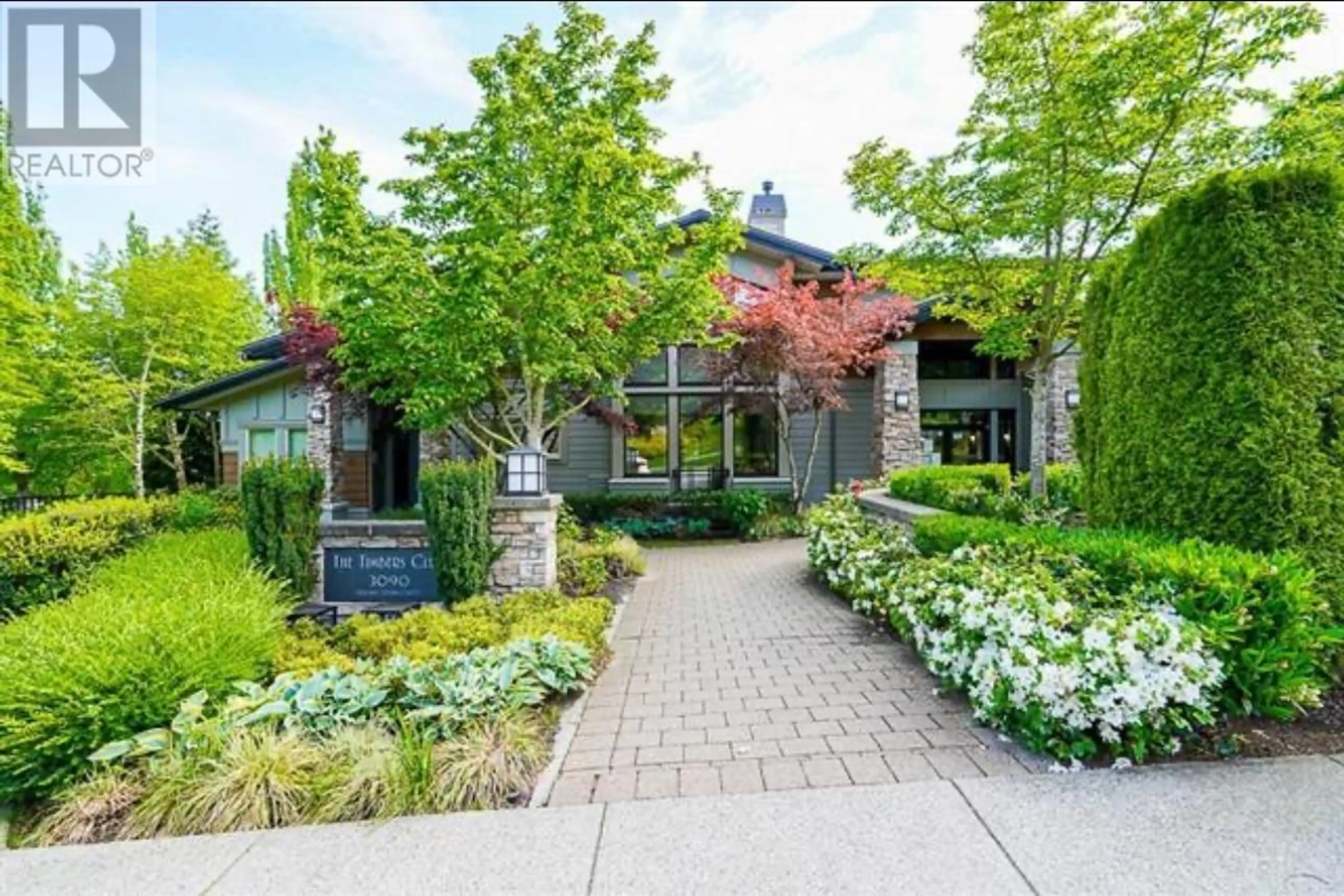 Patio, street for 102 - 1369 PURCELL DRIVE, Coquitlam British Columbia V3E0C1