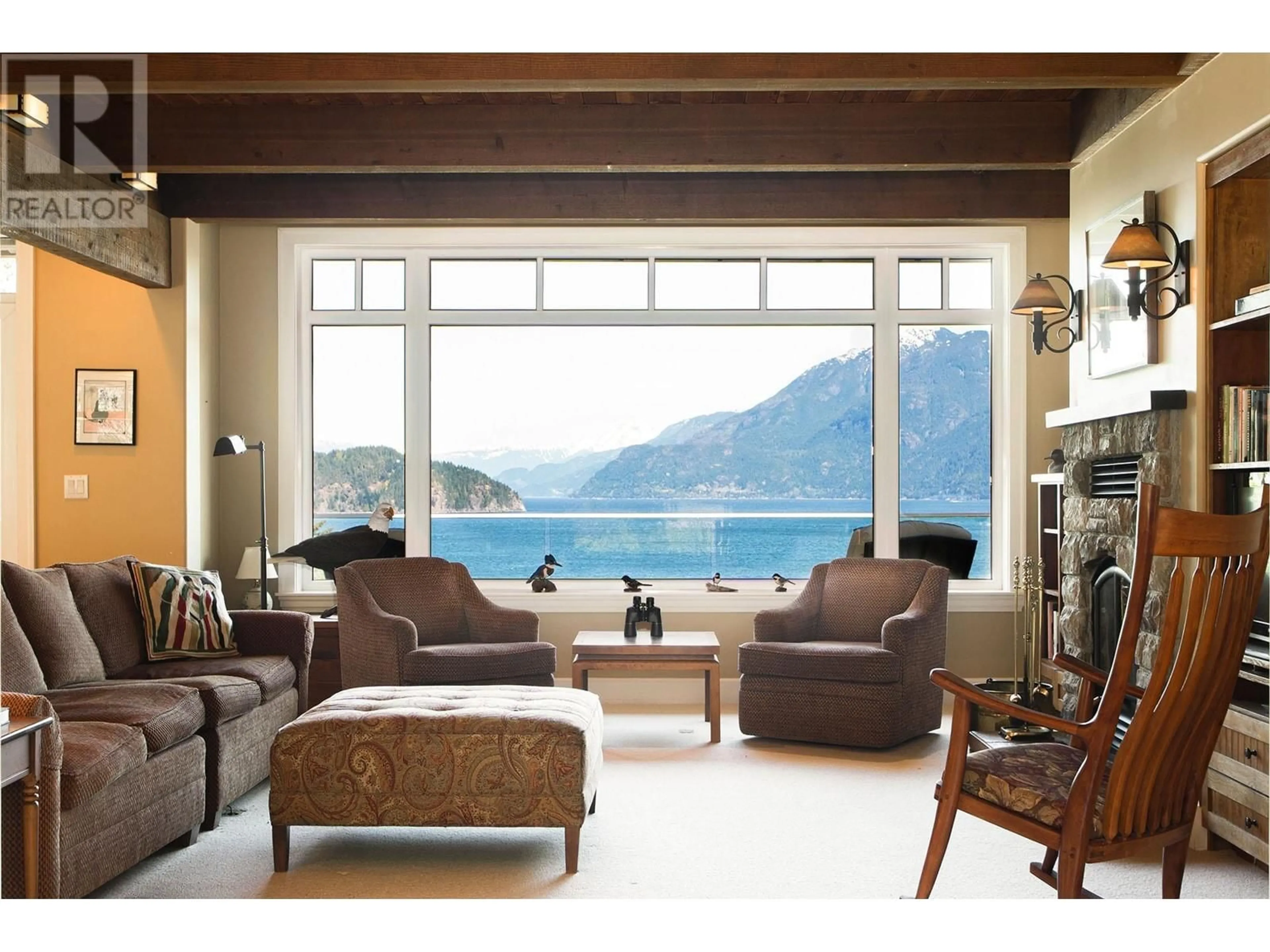 Living room with furniture, unknown for 478 SMUGGLERS COVE ROAD, Bowen Island British Columbia V0N1G2