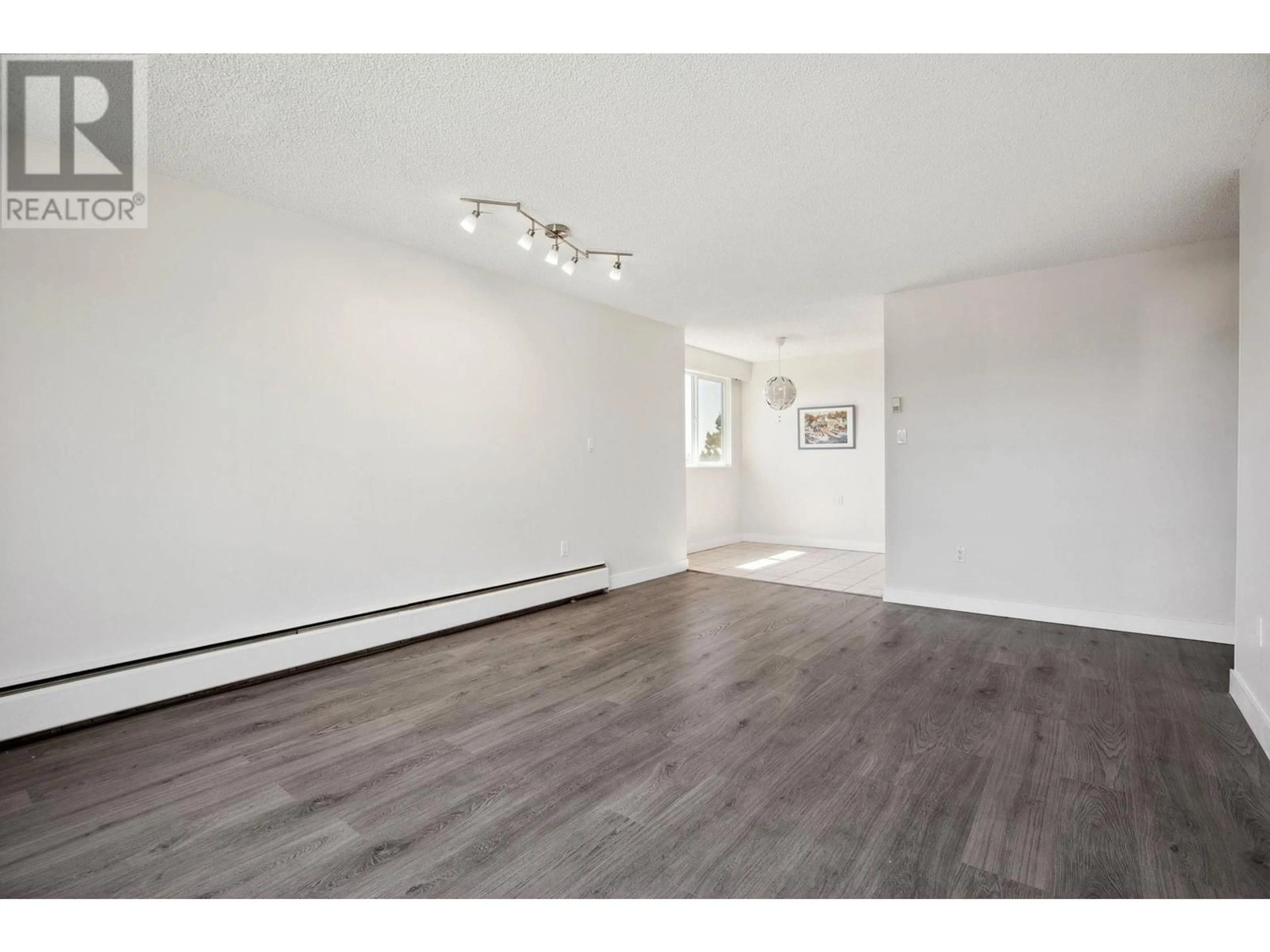 A pic of a room for 205 - 371 ELLESMERE AVENUE, Burnaby British Columbia V5B3T1