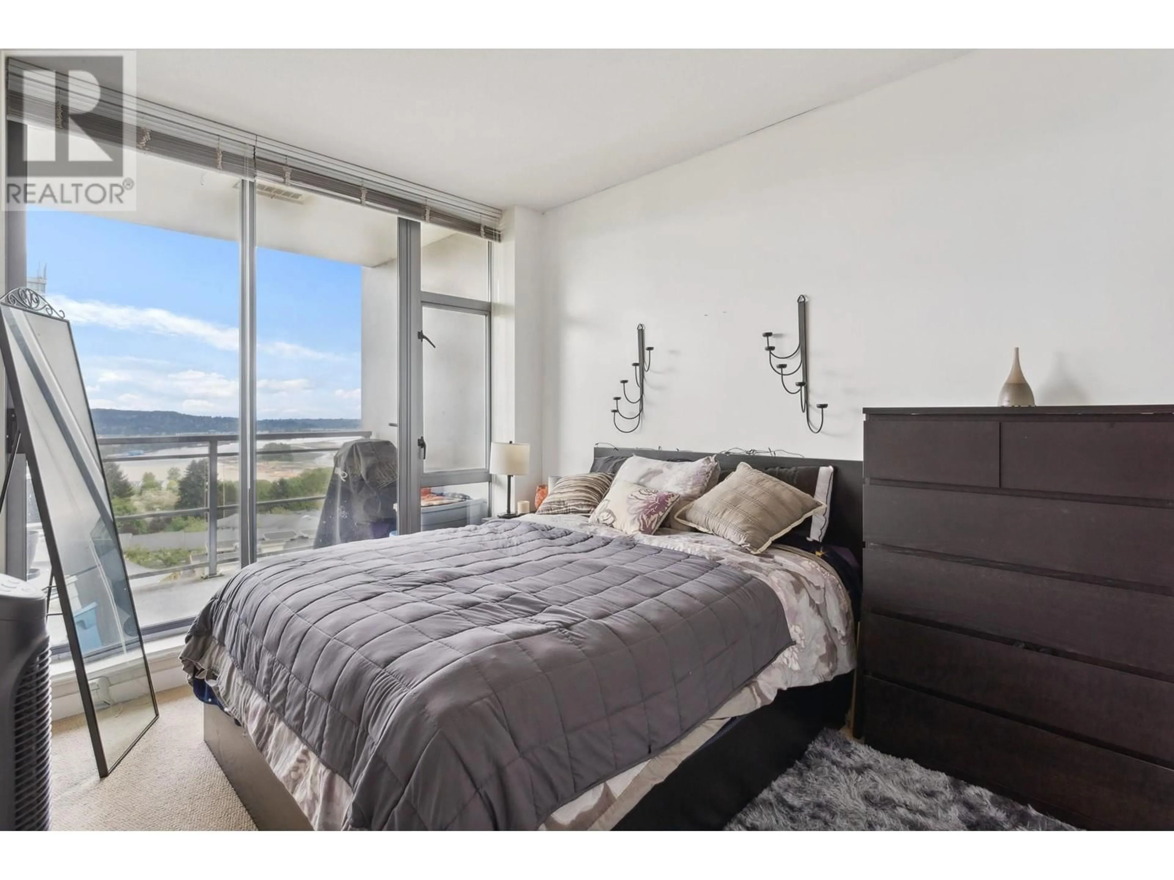 Bedroom with bed, unknown for 1103 - 280 ROSS DRIVE, New Westminster British Columbia V3L0C2