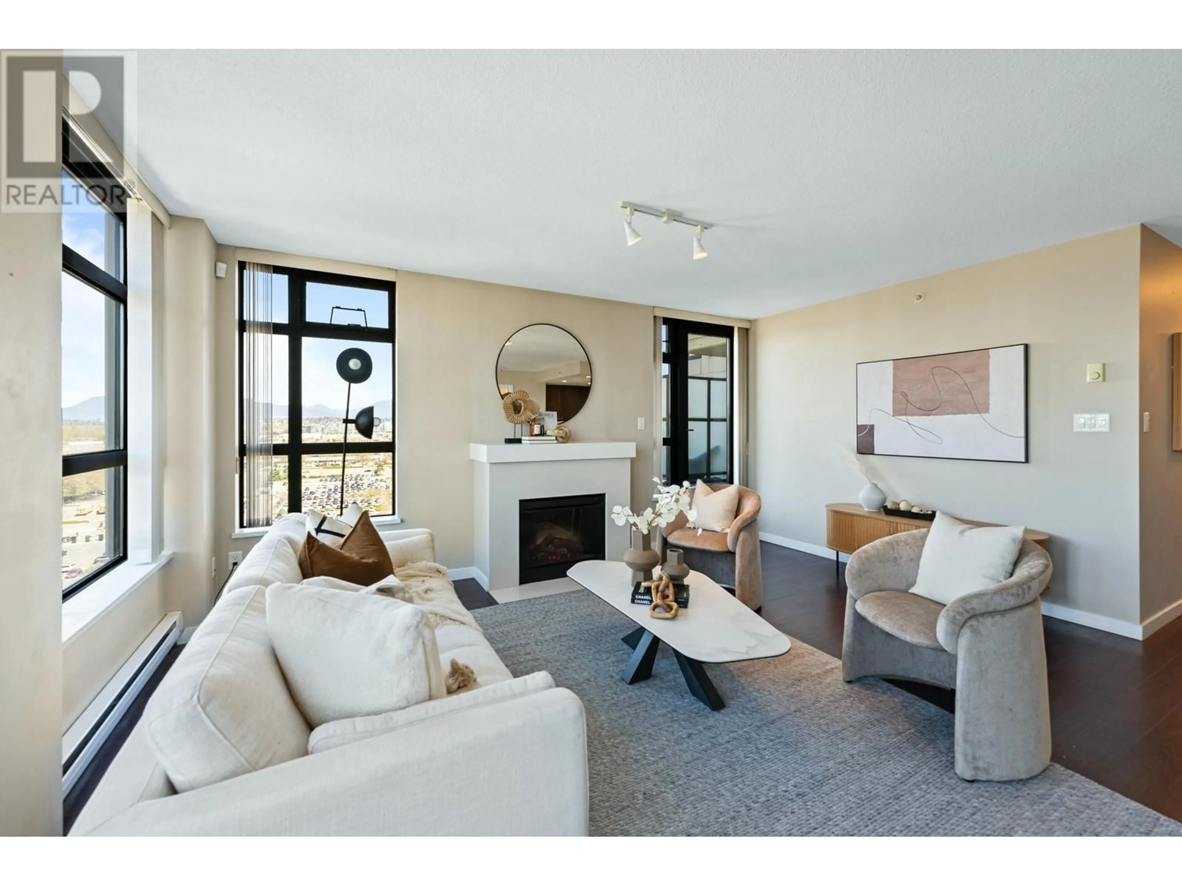 Living room with furniture, unknown for 1301 - 8120 LANSDOWNE ROAD, Richmond British Columbia V6X0A1
