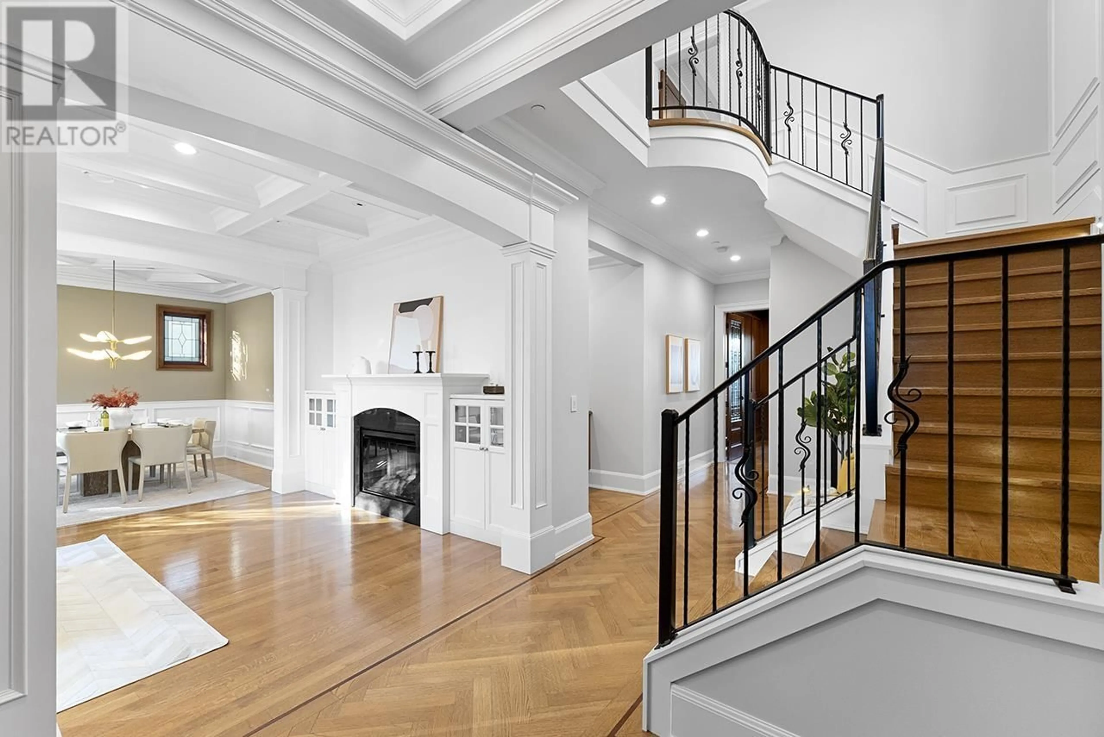 Unknown for 4085 36TH AVENUE, Vancouver British Columbia V6N2T1