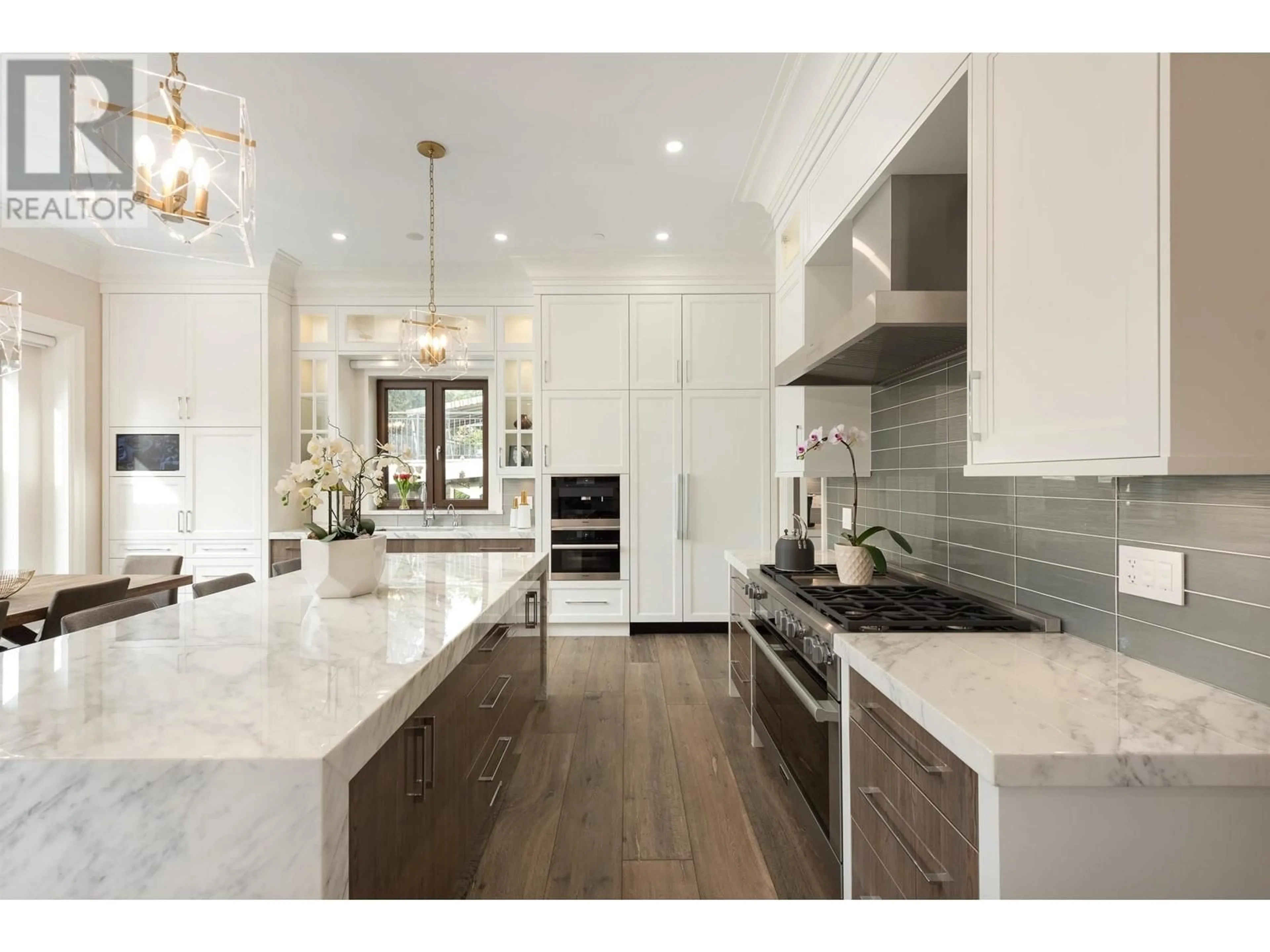 Open concept kitchen, ceramic/tile floor for 5637 LABURNUM STREET, Vancouver British Columbia V6M3S7