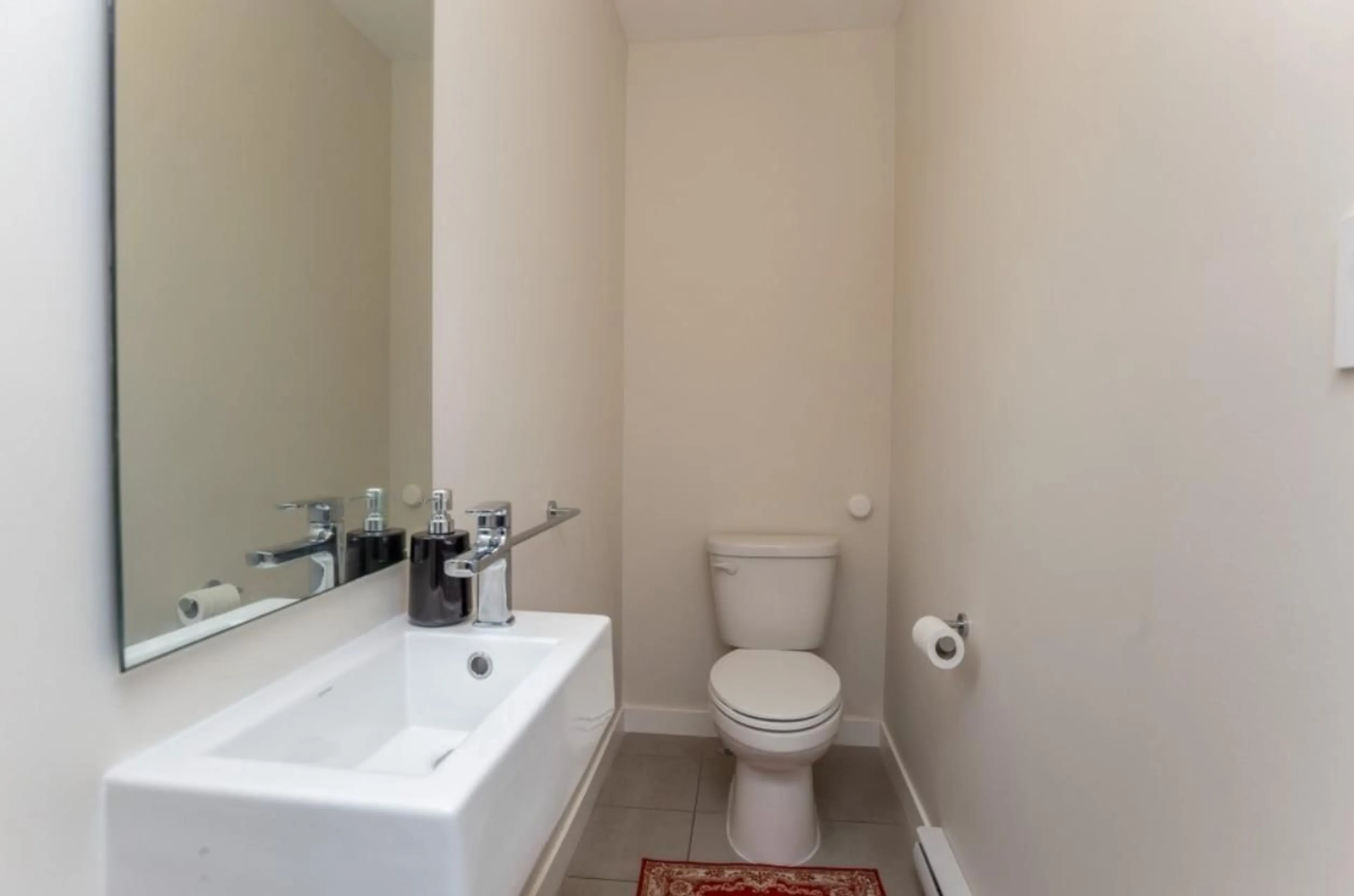 Standard bathroom, unknown for 24 - 2799 ALLWOOD, Abbotsford British Columbia V2T0J2