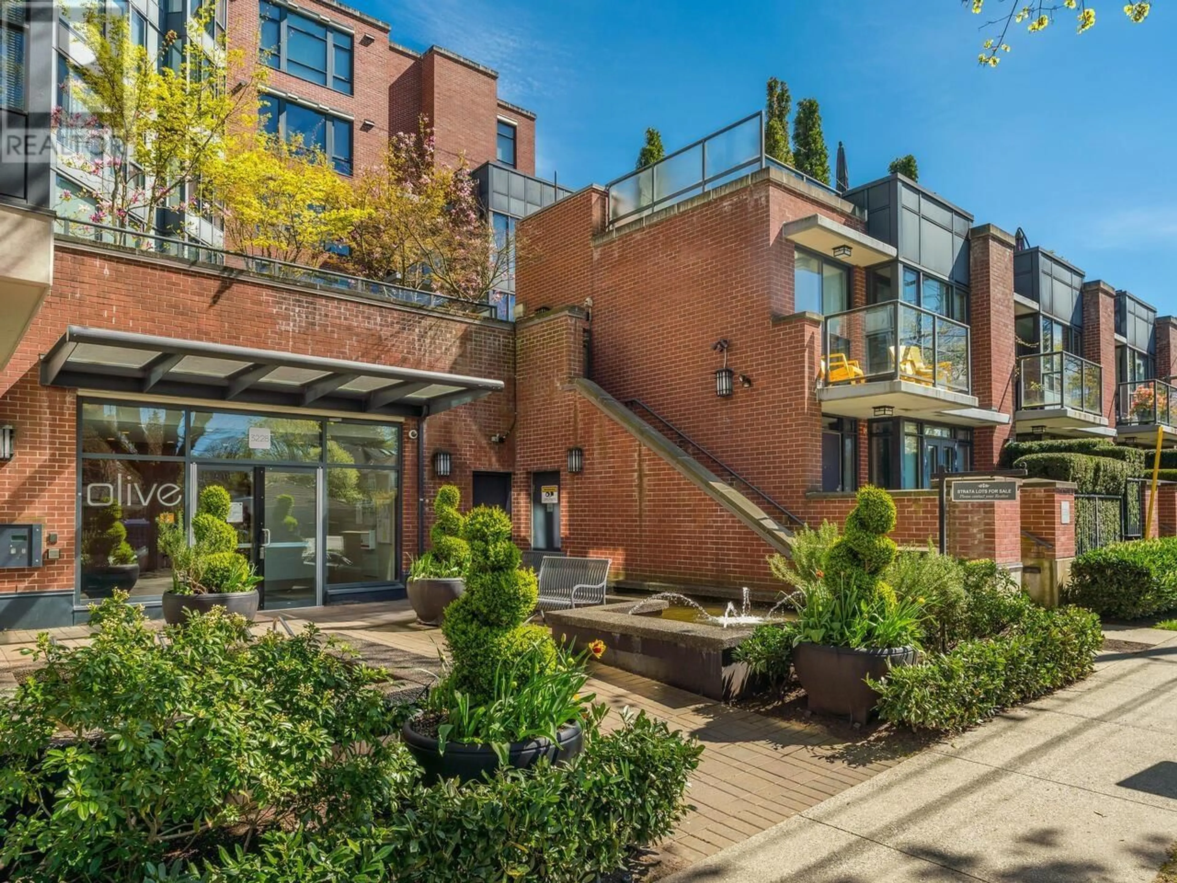 Home with brick exterior material, street for 231 - 3228 TUPPER STREET, Vancouver British Columbia V5Z4S7