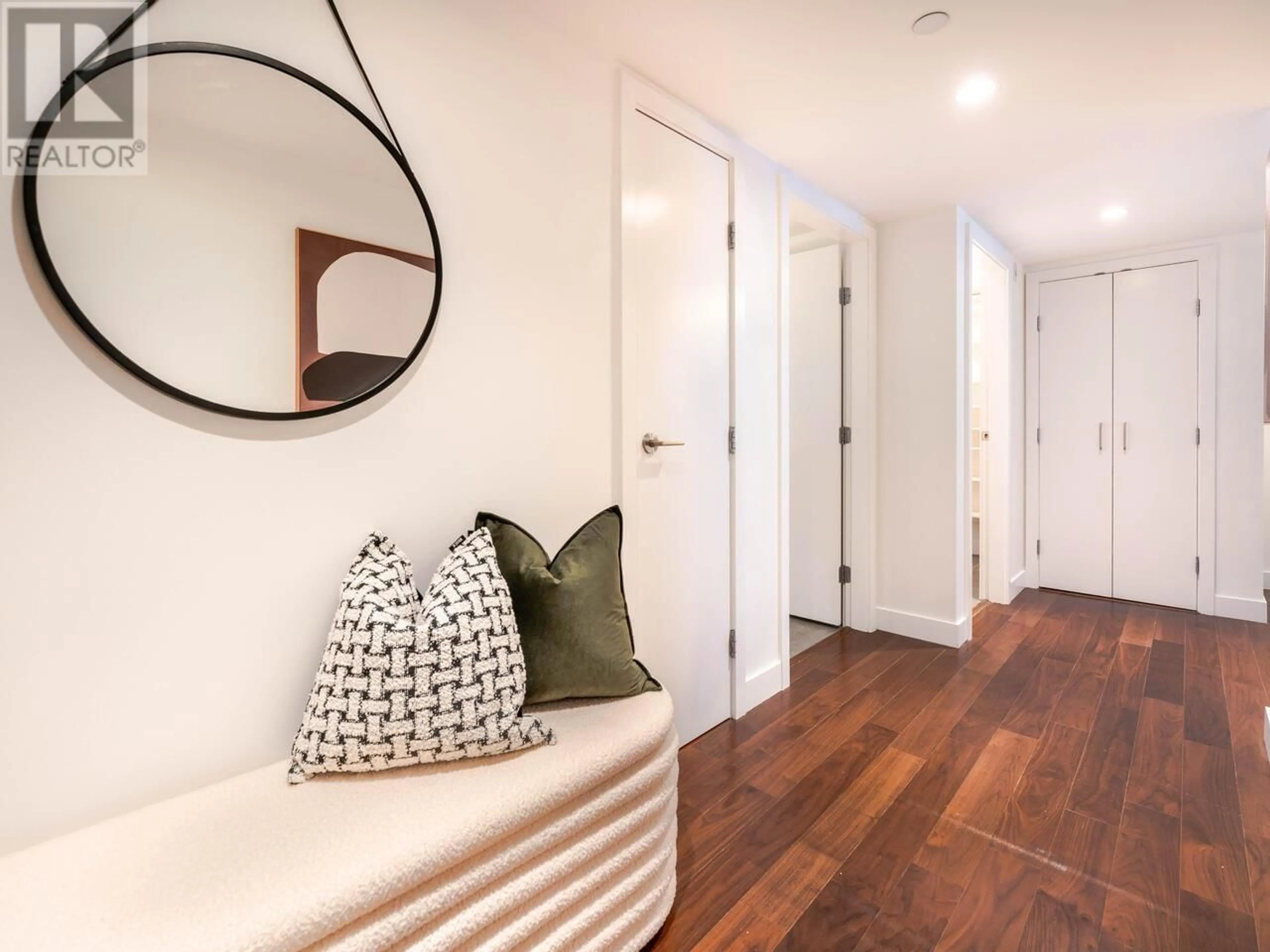 Indoor entryway for 231 - 3228 TUPPER STREET, Vancouver British Columbia V5Z4S7