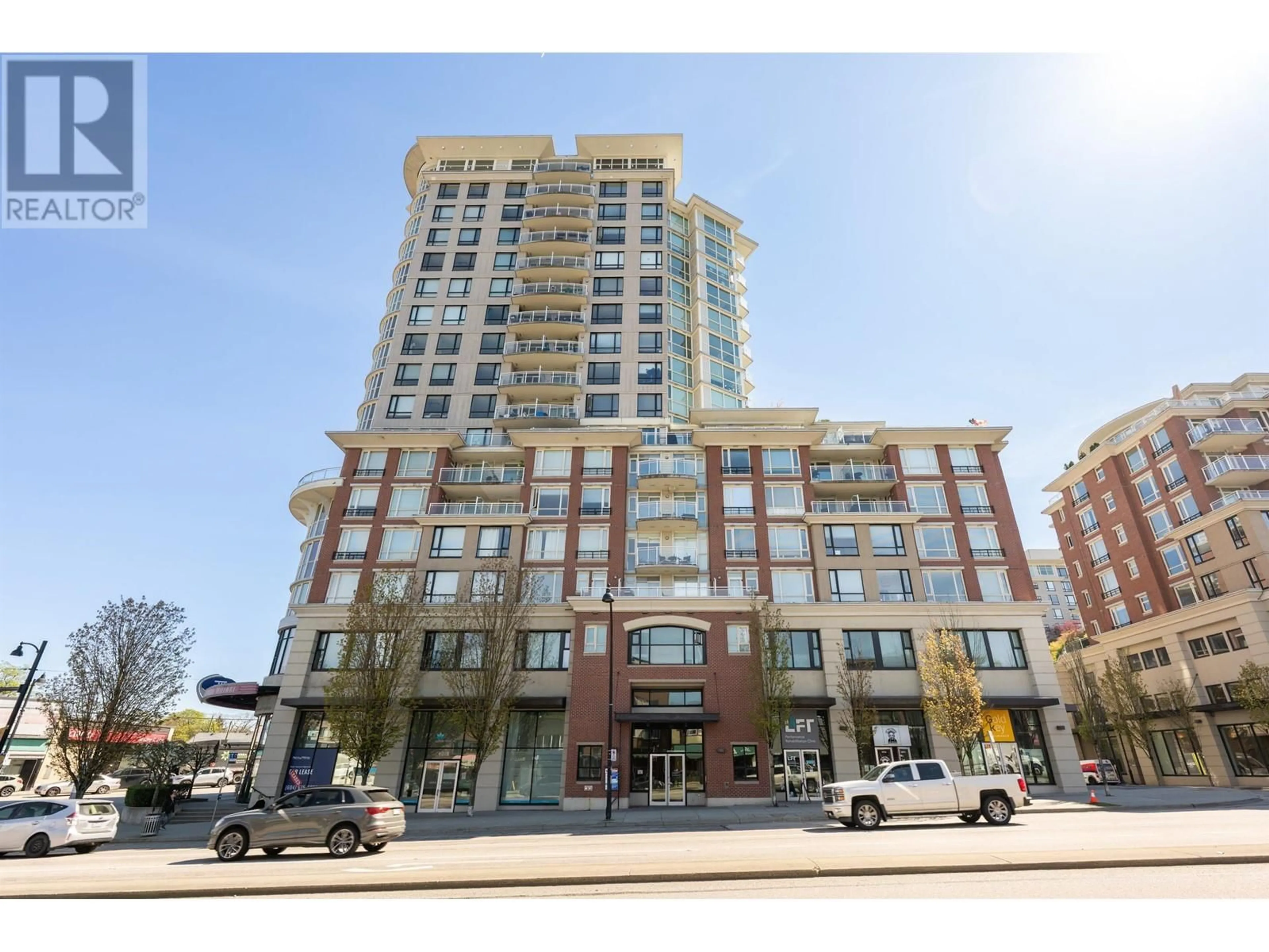 Unknown for 320 - 4028 KNIGHT STREET, Vancouver British Columbia V5N5Y8