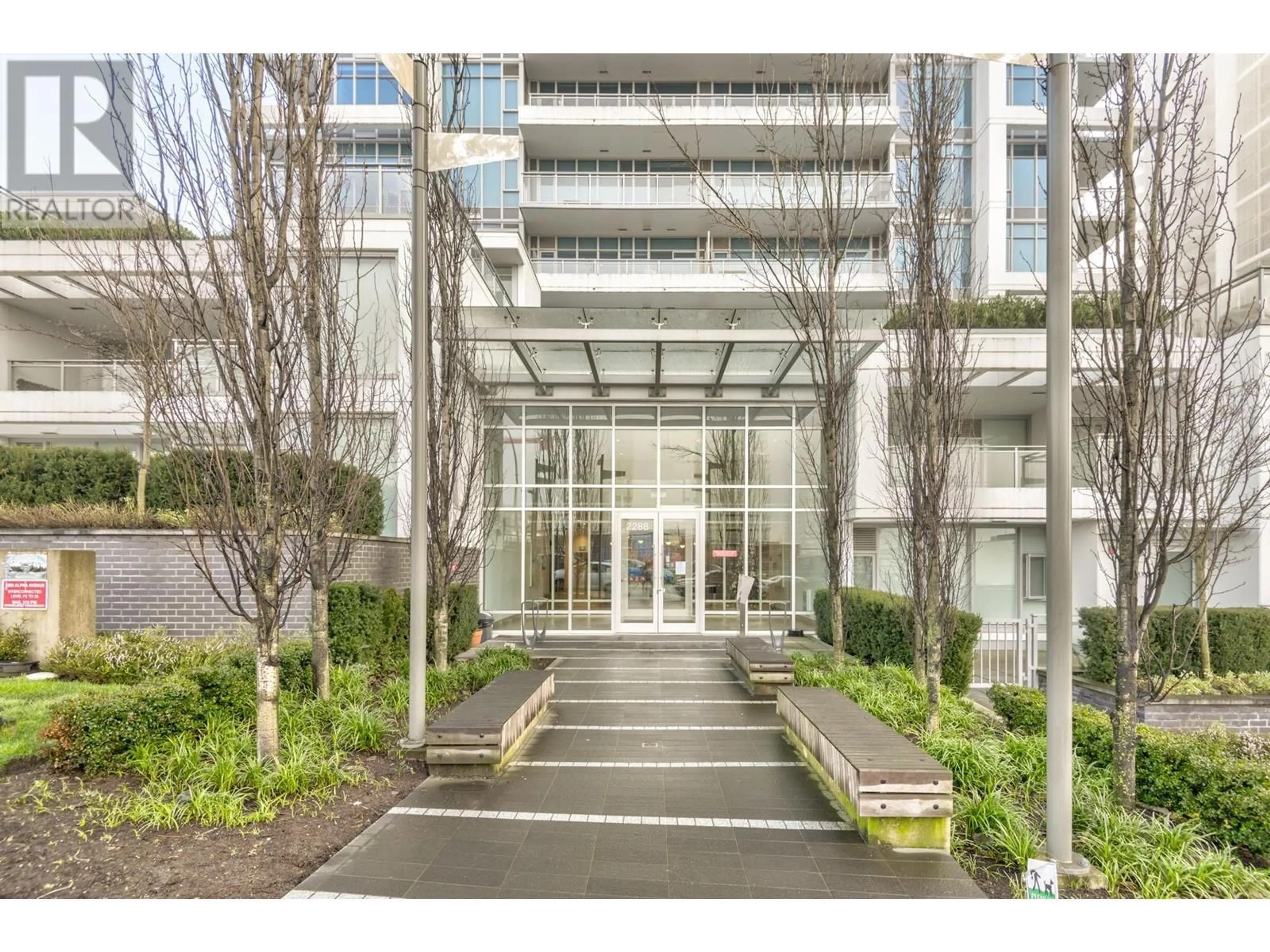 Indoor foyer for 603 - 2288 ALPHA AVENUE, Burnaby British Columbia V5C0L9