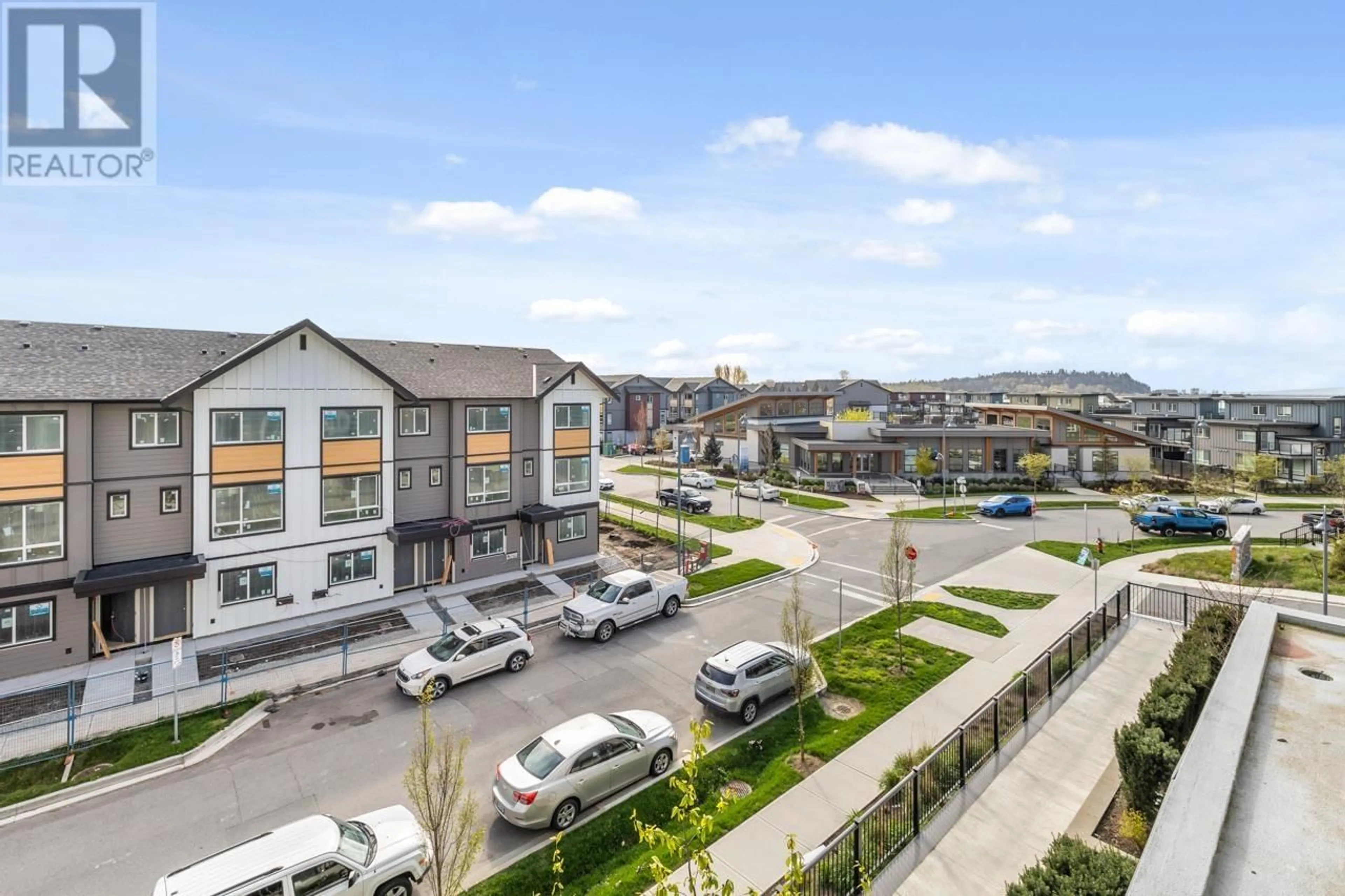 A pic from outside/outdoor area/front of a property/back of a property/a pic from drone, mountain view for 312 - 2499 RABBIT DRIVE, Delta British Columbia V4M0G4