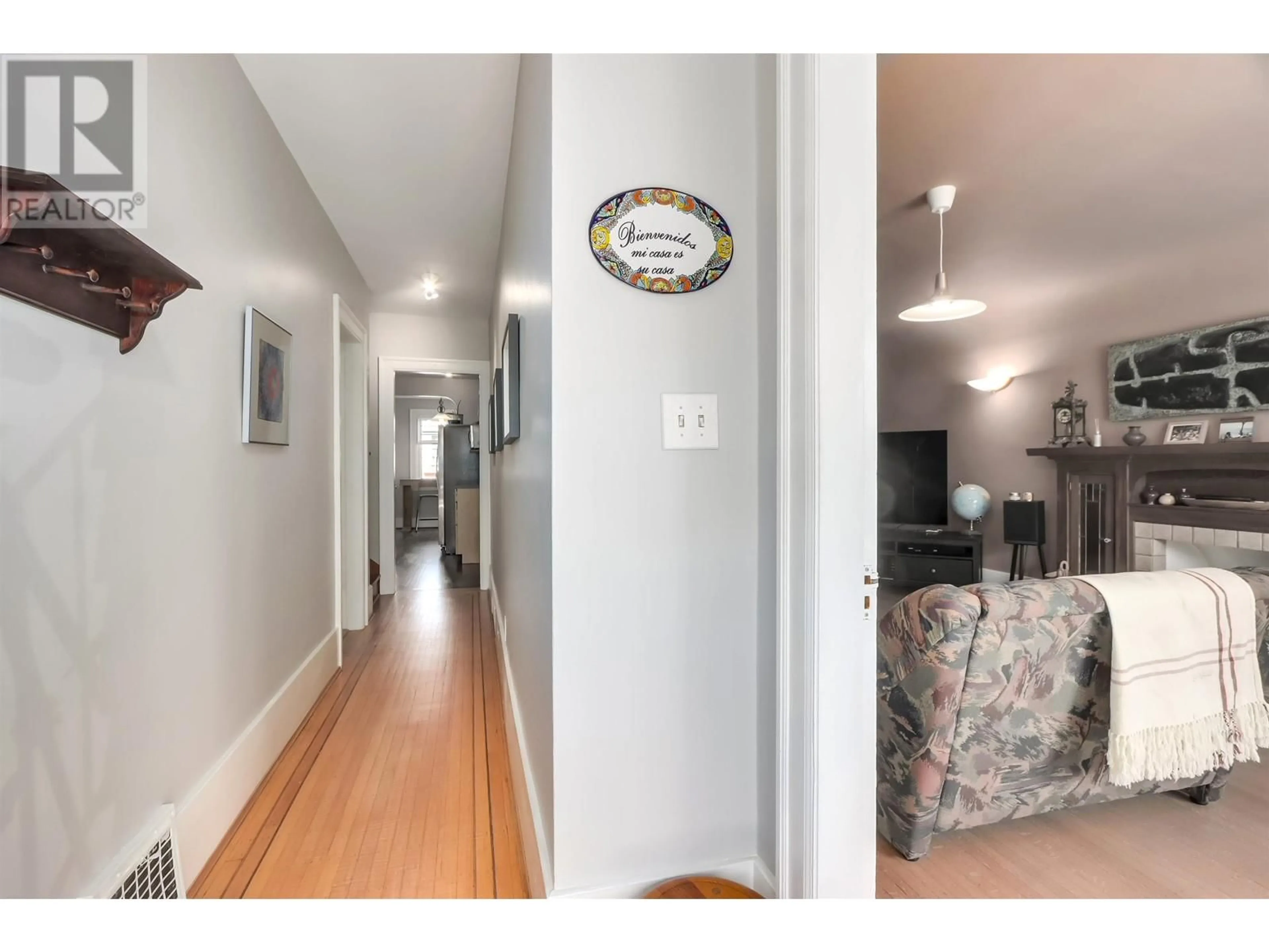 Unknown for 4529 8TH AVENUE, Vancouver British Columbia V6R2A4