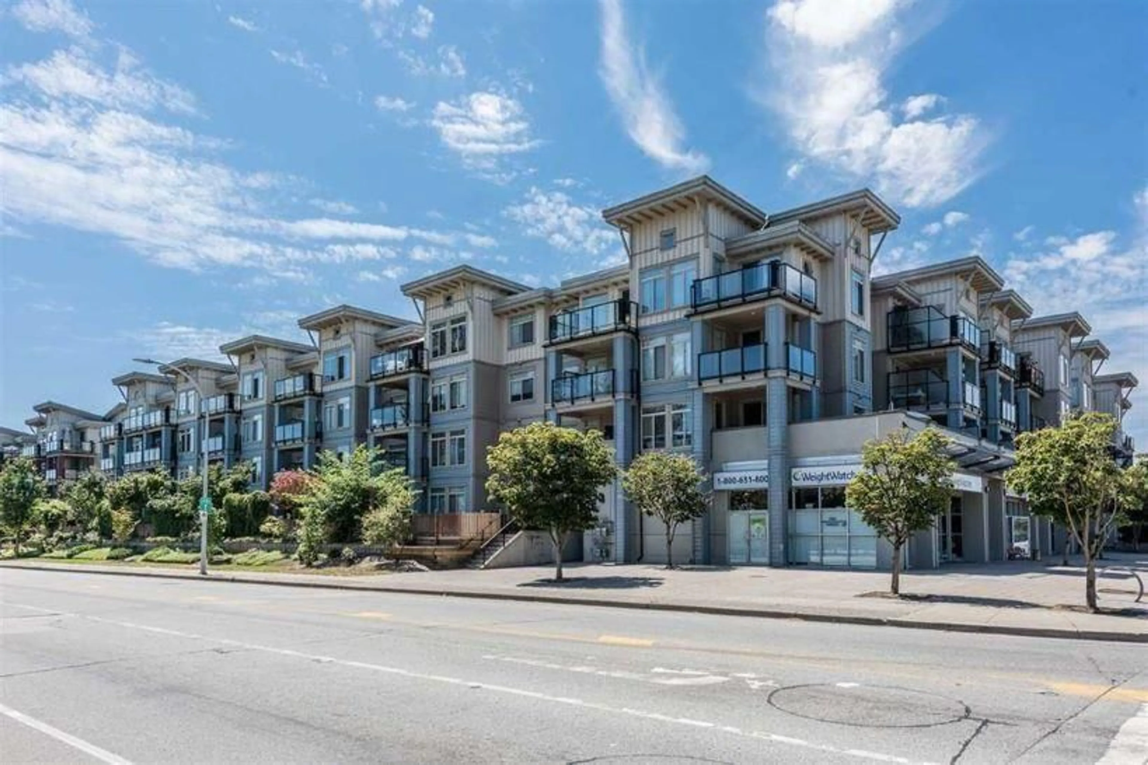 A pic from outside/outdoor area/front of a property/back of a property/a pic from drone, unknown for 122 - 15380 102A, Surrey British Columbia V3R0B3