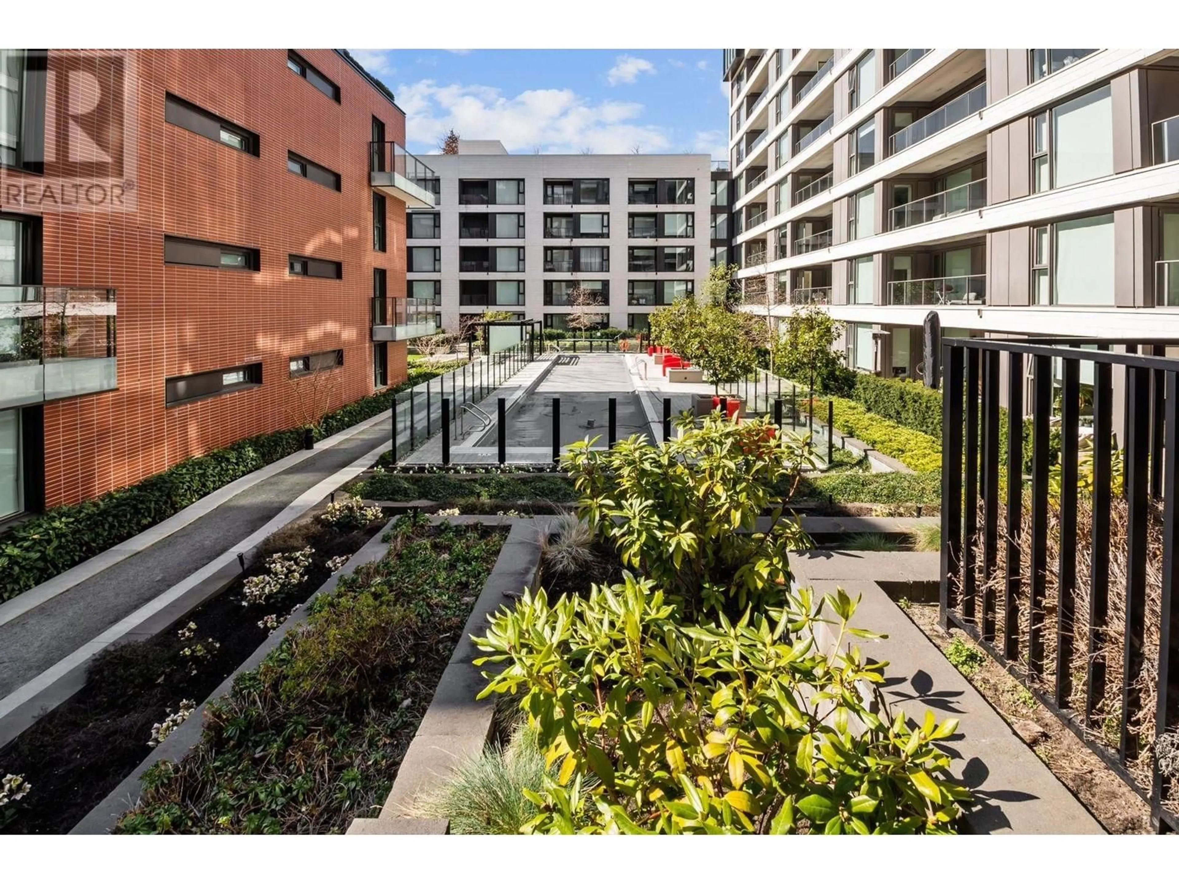 A pic from outside/outdoor area/front of a property/back of a property/a pic from drone, street for 206 - 1561 57TH AVENUE, Vancouver British Columbia V6P0H5