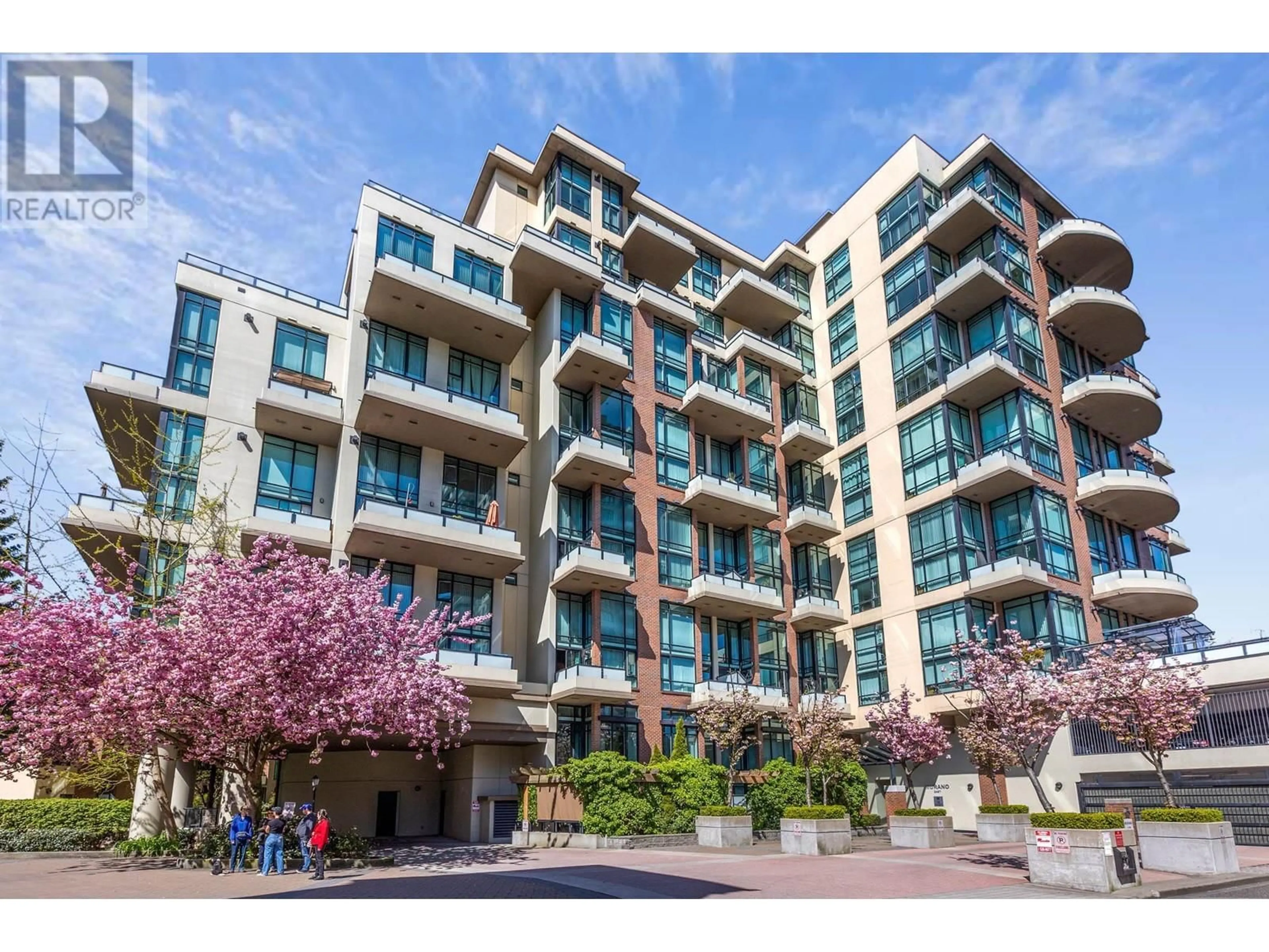 Unknown for 315 - 10 RENAISSANCE SQUARE, New Westminster British Columbia V3M7B1