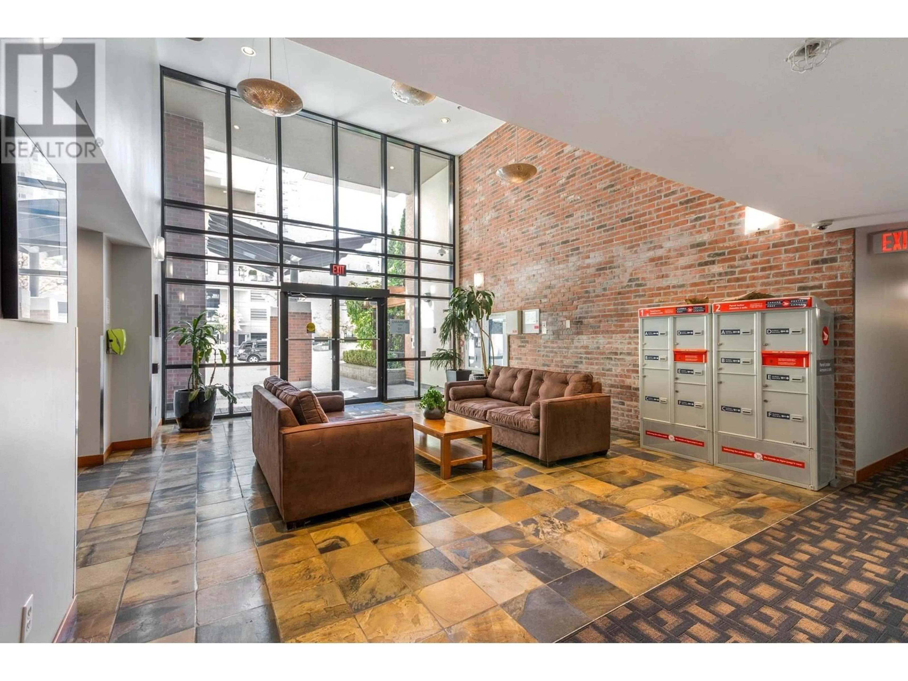 Unknown for 315 - 10 RENAISSANCE SQUARE, New Westminster British Columbia V3M7B1