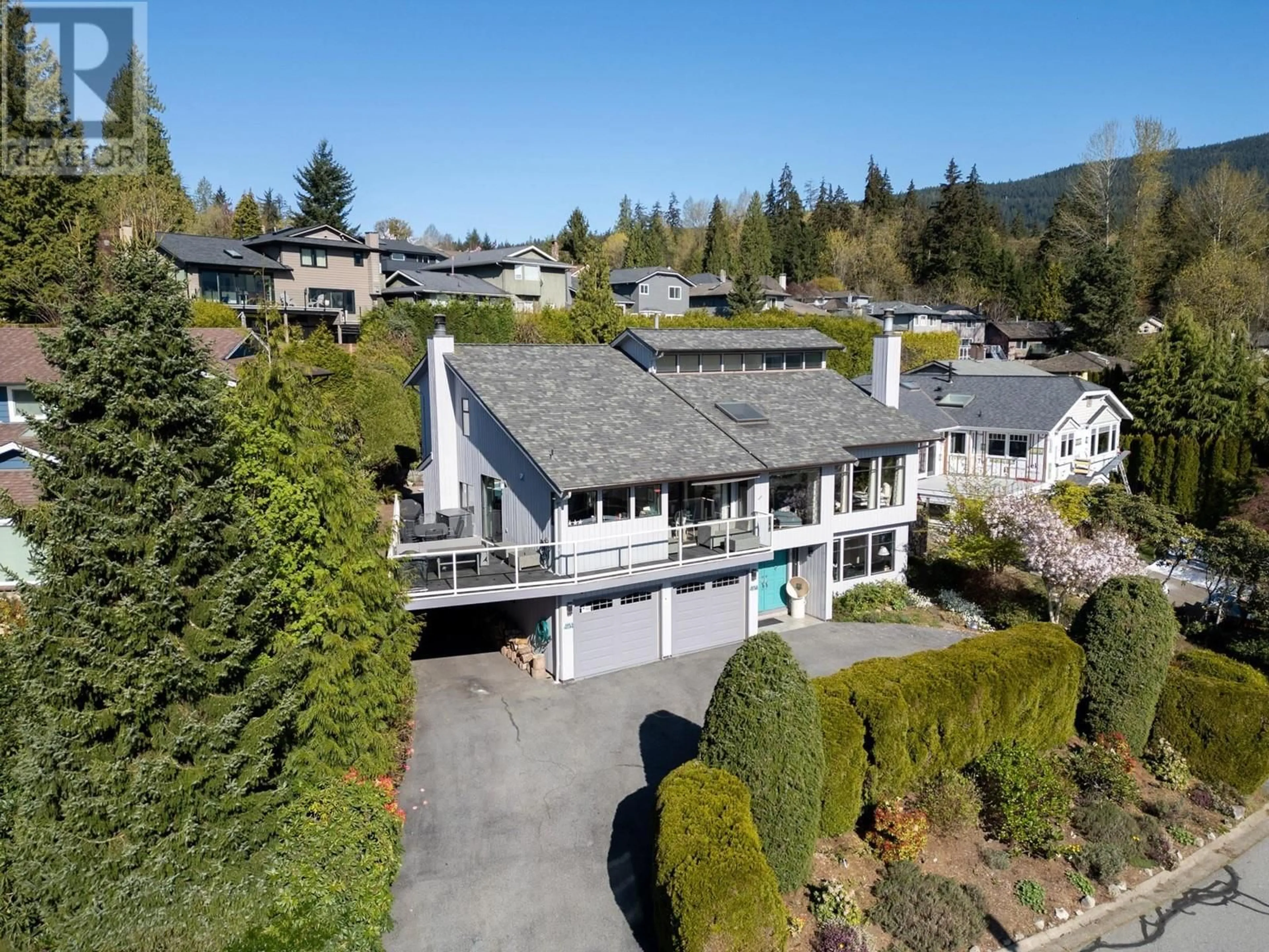 A pic from outside/outdoor area/front of a property/back of a property/a pic from drone, mountain view for 4114 RUSSELL COURT, North Vancouver British Columbia V7G2C5
