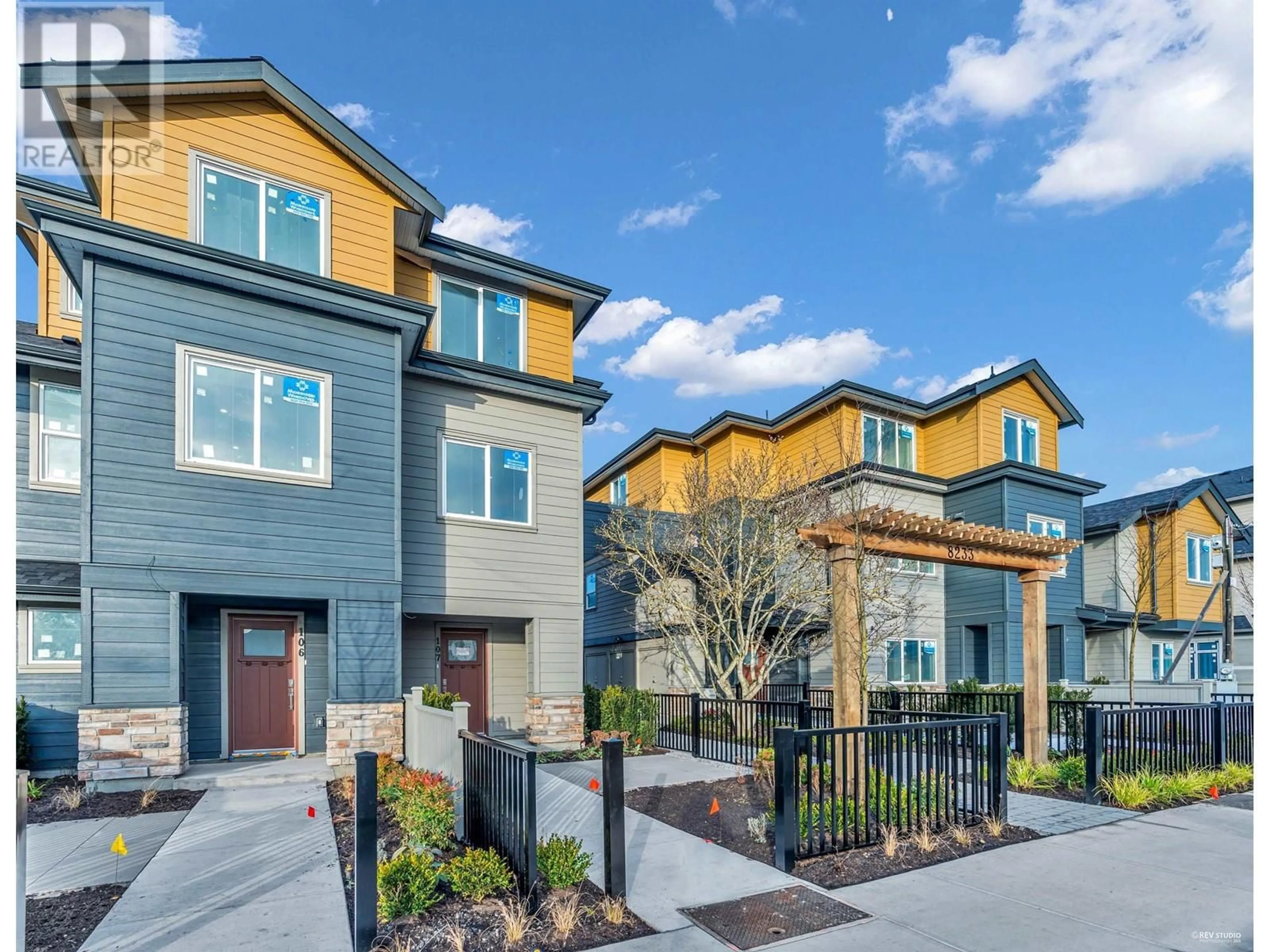 Home with brick exterior material, street for 110 - 8233 WILLIAMS ROAD, Richmond British Columbia V7A1G4