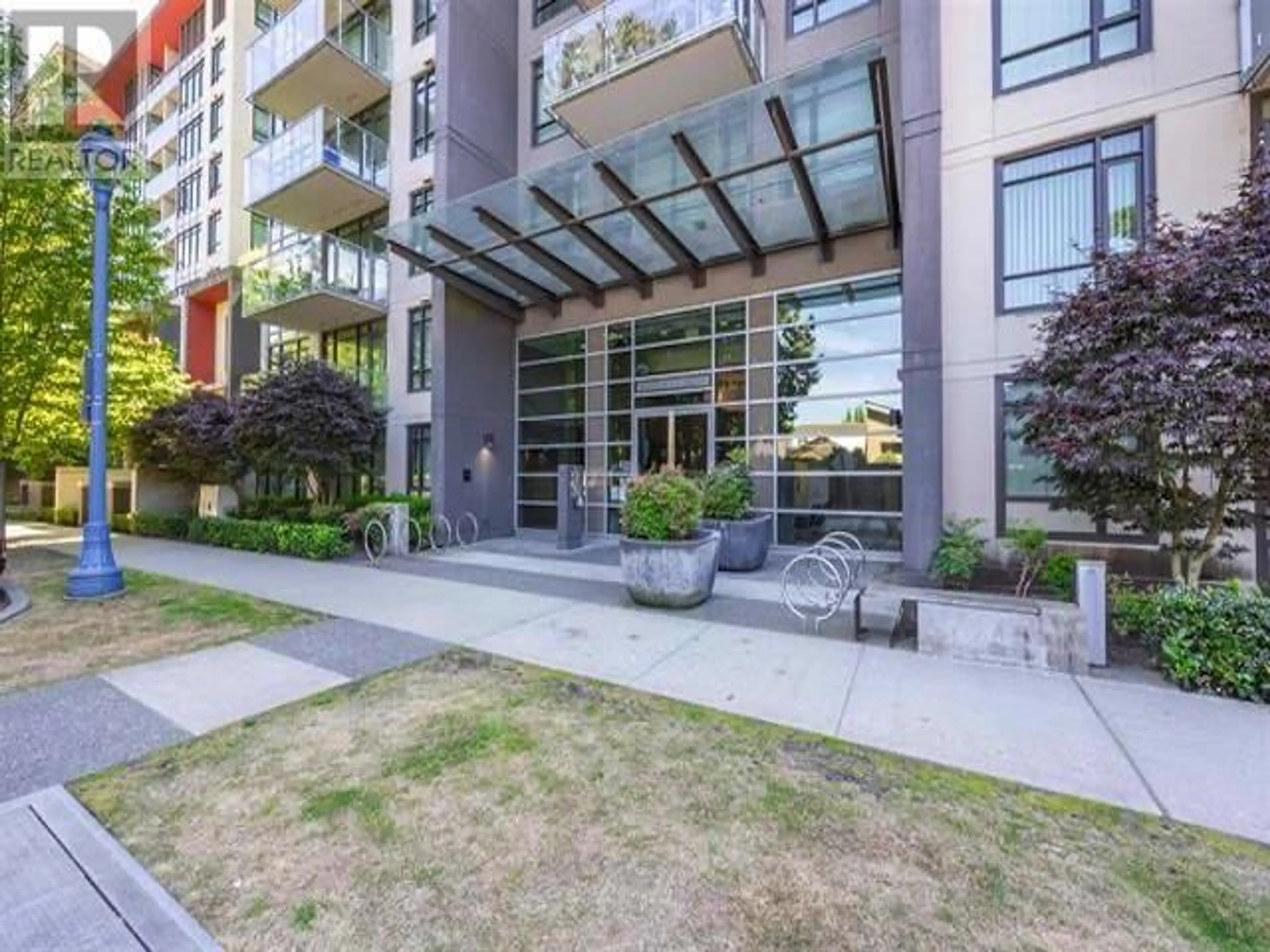 Patio, unknown for 806 - 7328 GOLLNER AVENUE, Richmond British Columbia V6Y0H7