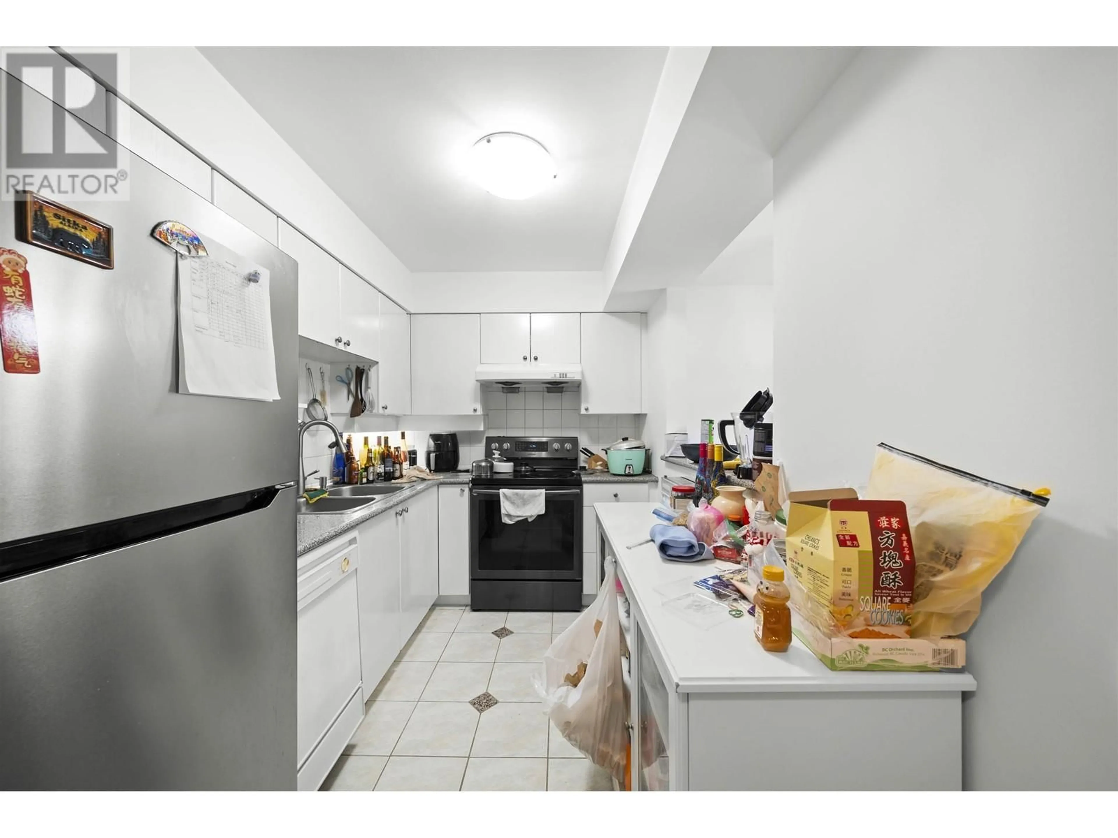 Standard kitchen, unknown for 1104 - 8171 SABA ROAD, Richmond British Columbia V6Y4B3