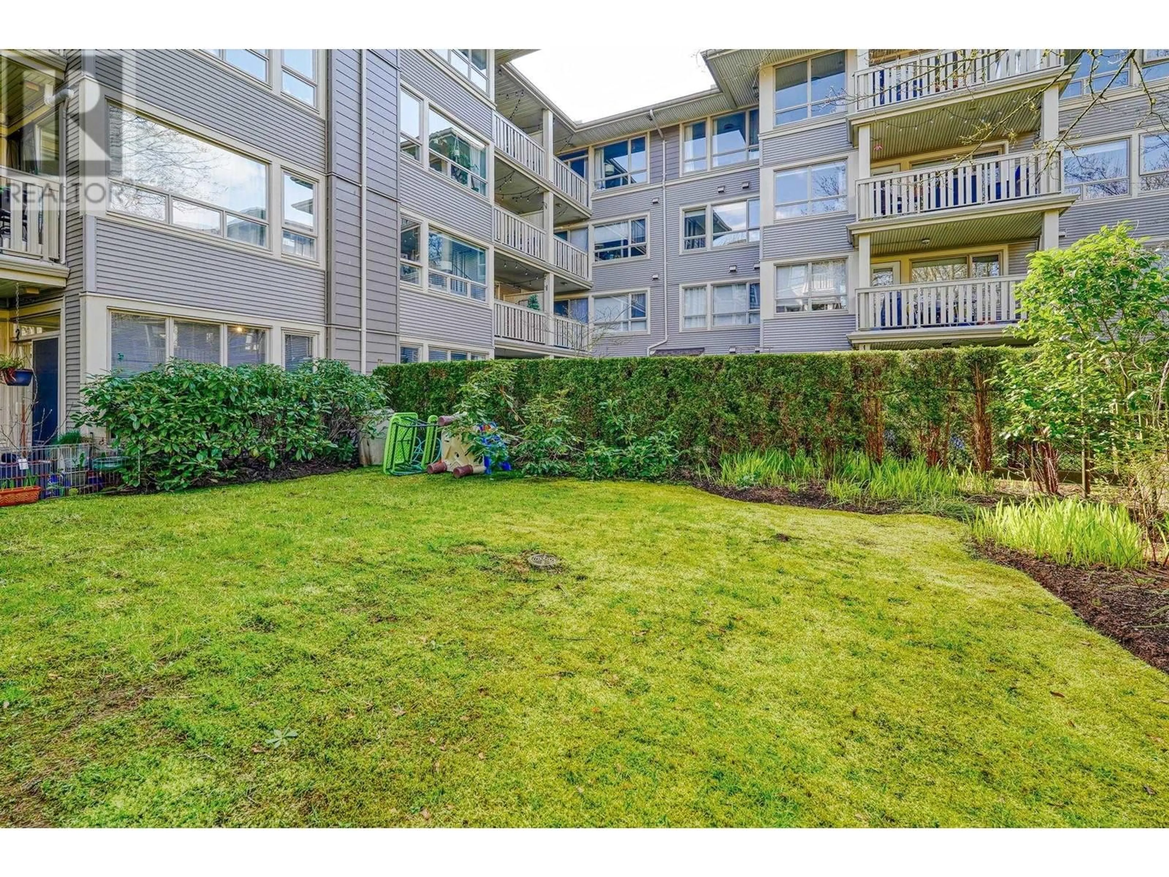 Patio, unknown for 127 - 801 KLAHANIE DRIVE, Port Moody British Columbia V3H5K4