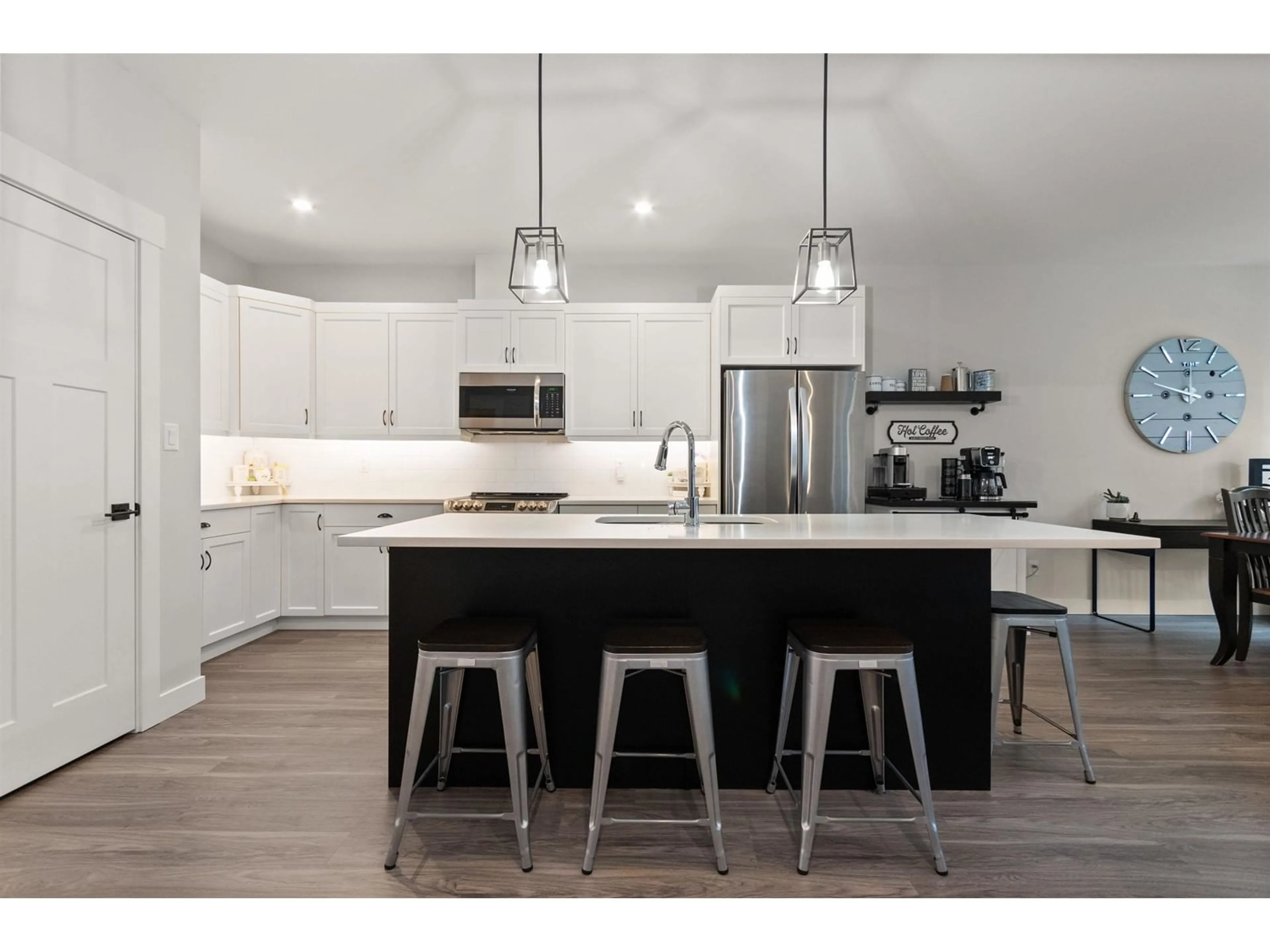 Open concept kitchen, unknown for 65561 SKYLARK LANE, Hope British Columbia V0X1L1
