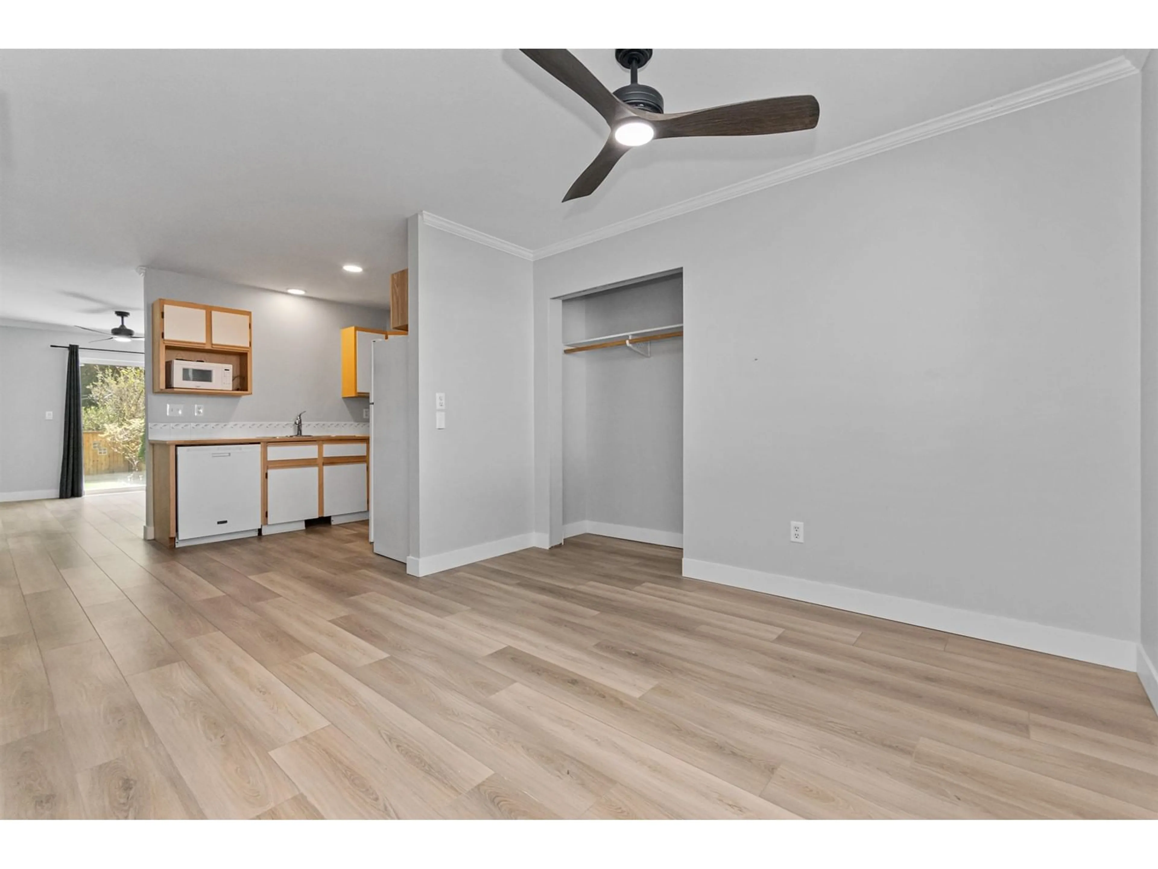 A pic of a room for 27 - 7715 LUCKAKUCK PLACE, Chilliwack British Columbia V2R3N6