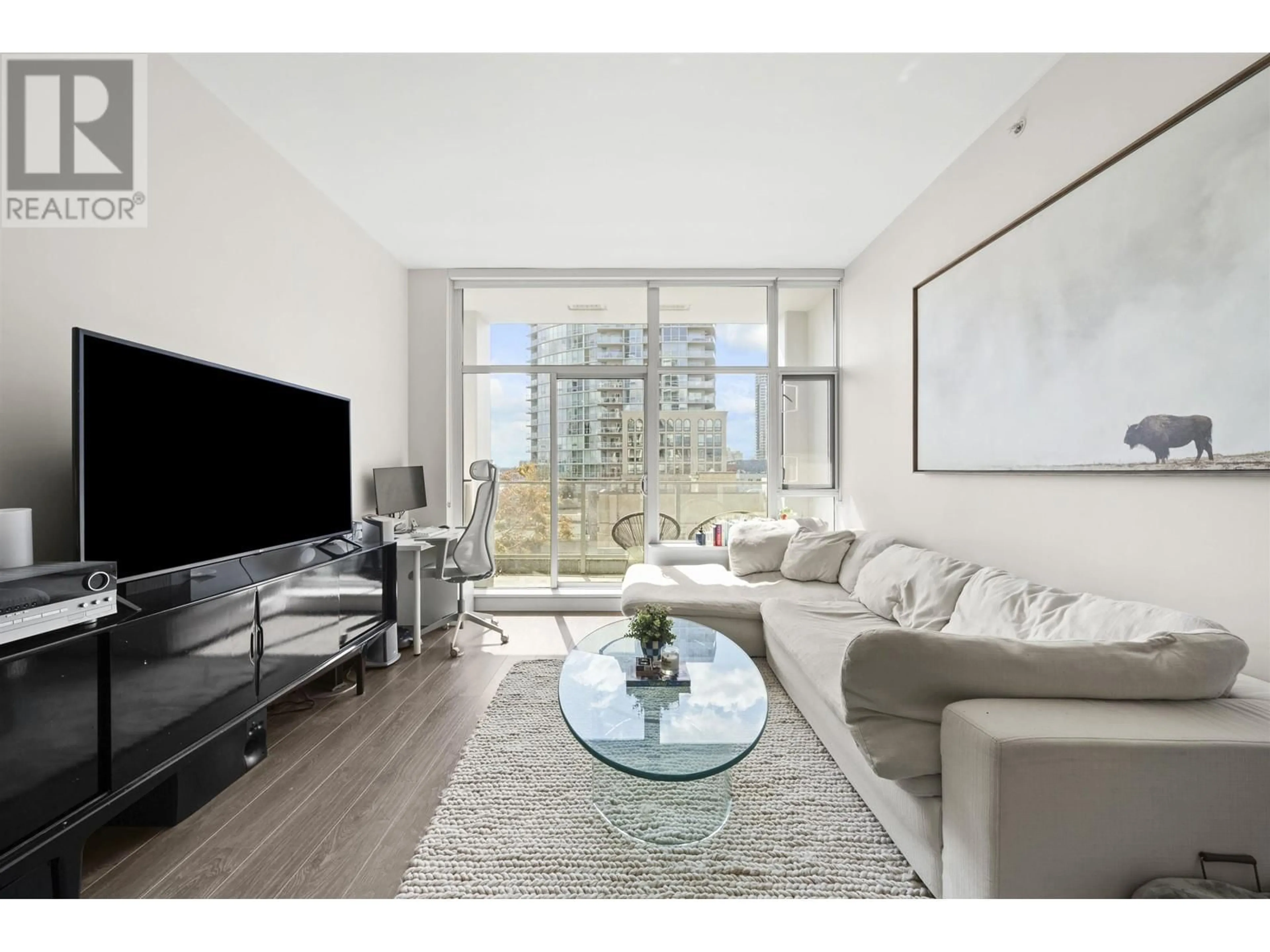 Living room with furniture, unknown for 601 - 668 COLUMBIA STREET, New Westminster British Columbia V3M1A9