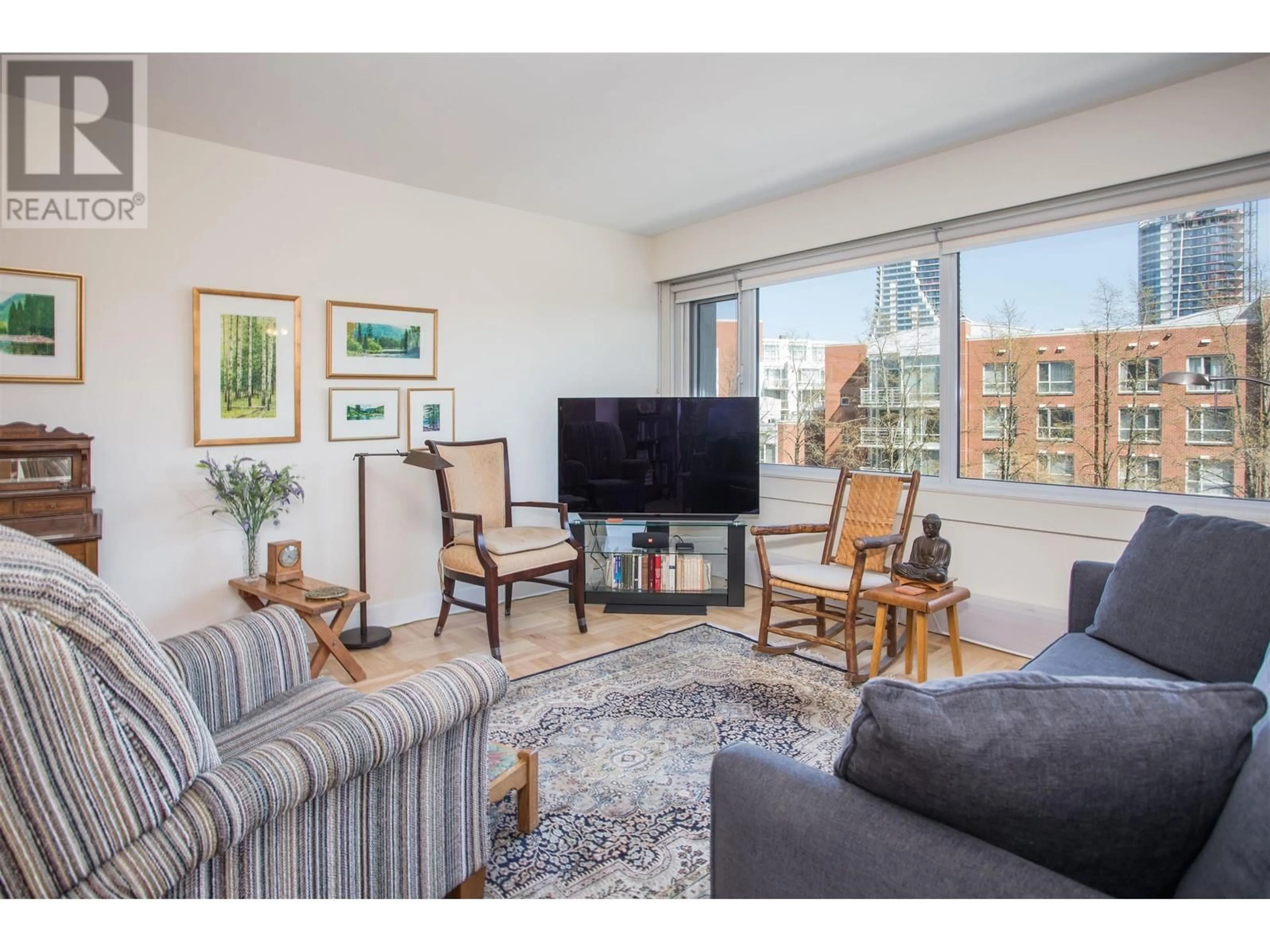 Living room with furniture, unknown for 204 - 6076 TISDALL STREET, Vancouver British Columbia V5Z3N2