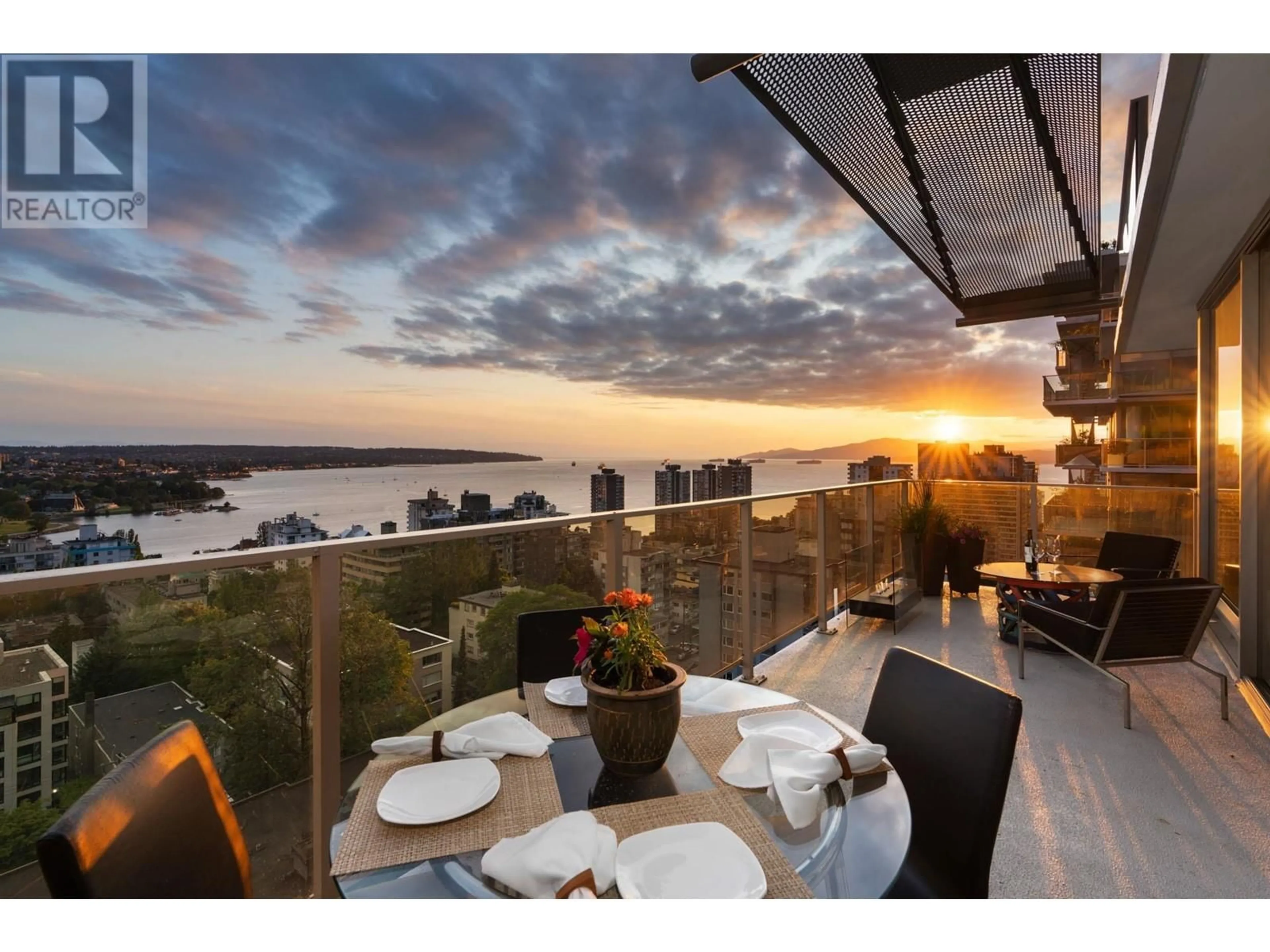 Patio, water/lake/river/ocean view for 1604 - 1365 DAVIE STREET, Vancouver British Columbia V6E1N5