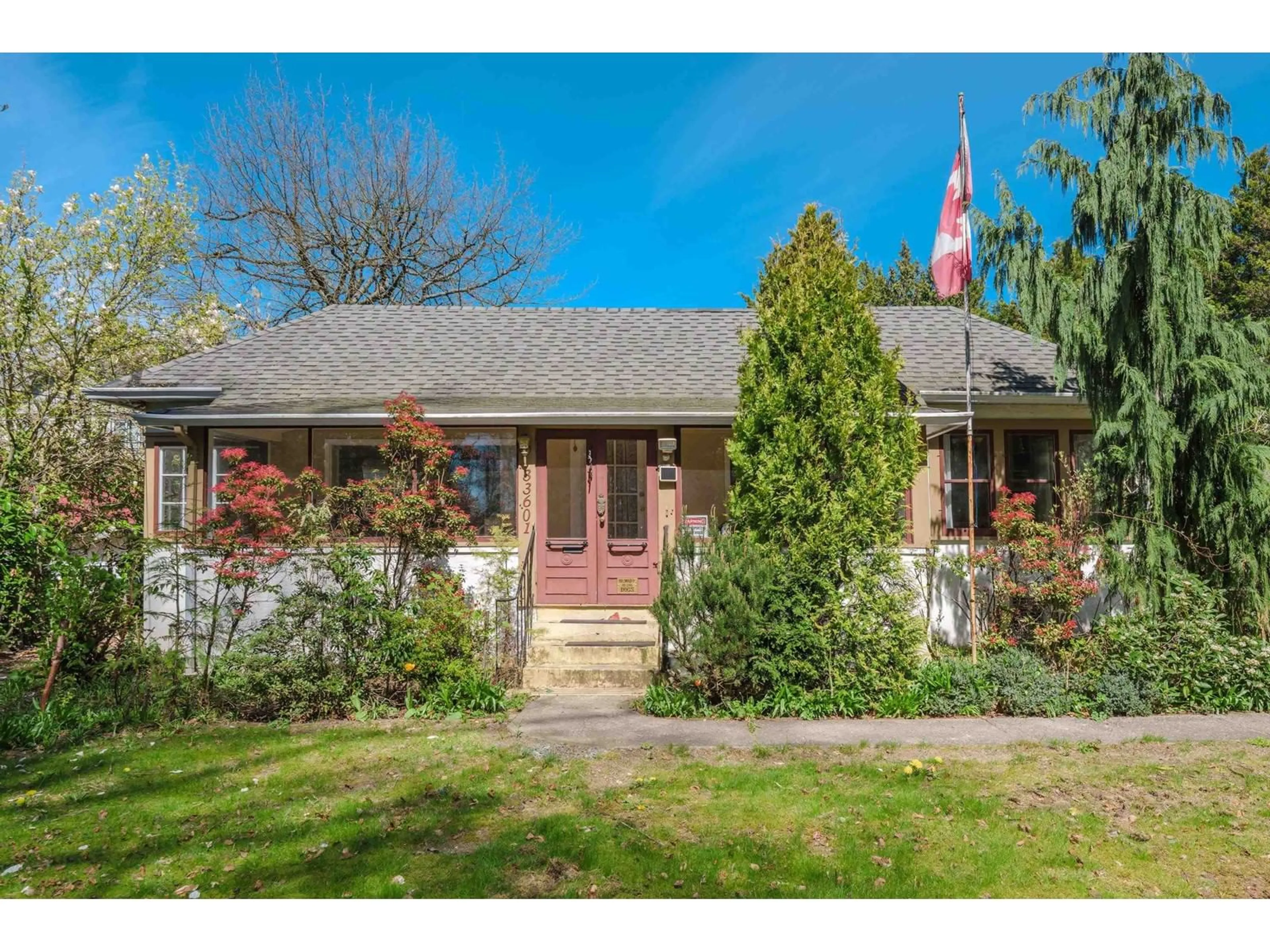 Home with brick exterior material, street for 33601 1ST, Mission British Columbia V2V1H3