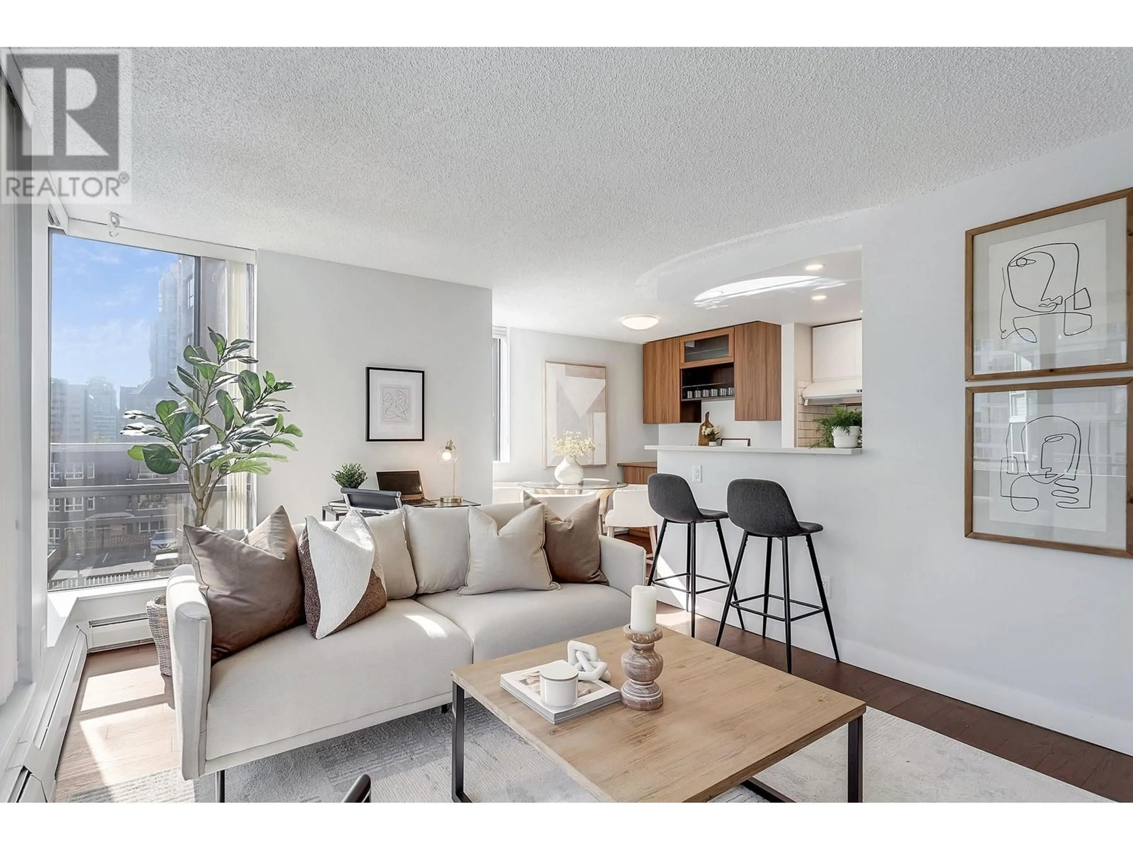 Living room with furniture, unknown for 301 - 1127 BARCLAY STREET, Vancouver British Columbia V6E4C6