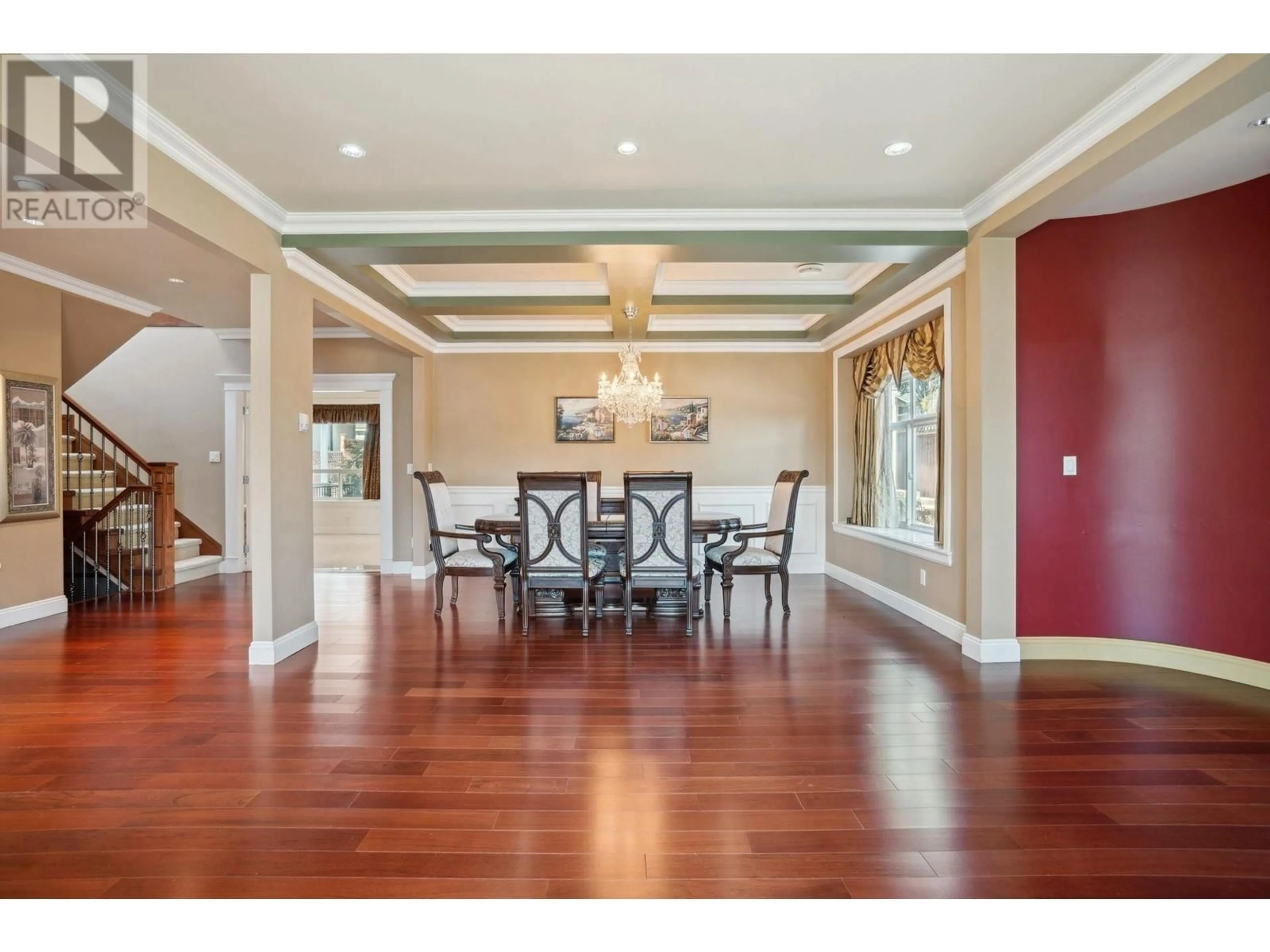 Dining room, wood/laminate floor for 1901 LONDON STREET, New Westminster British Columbia V3M3E4