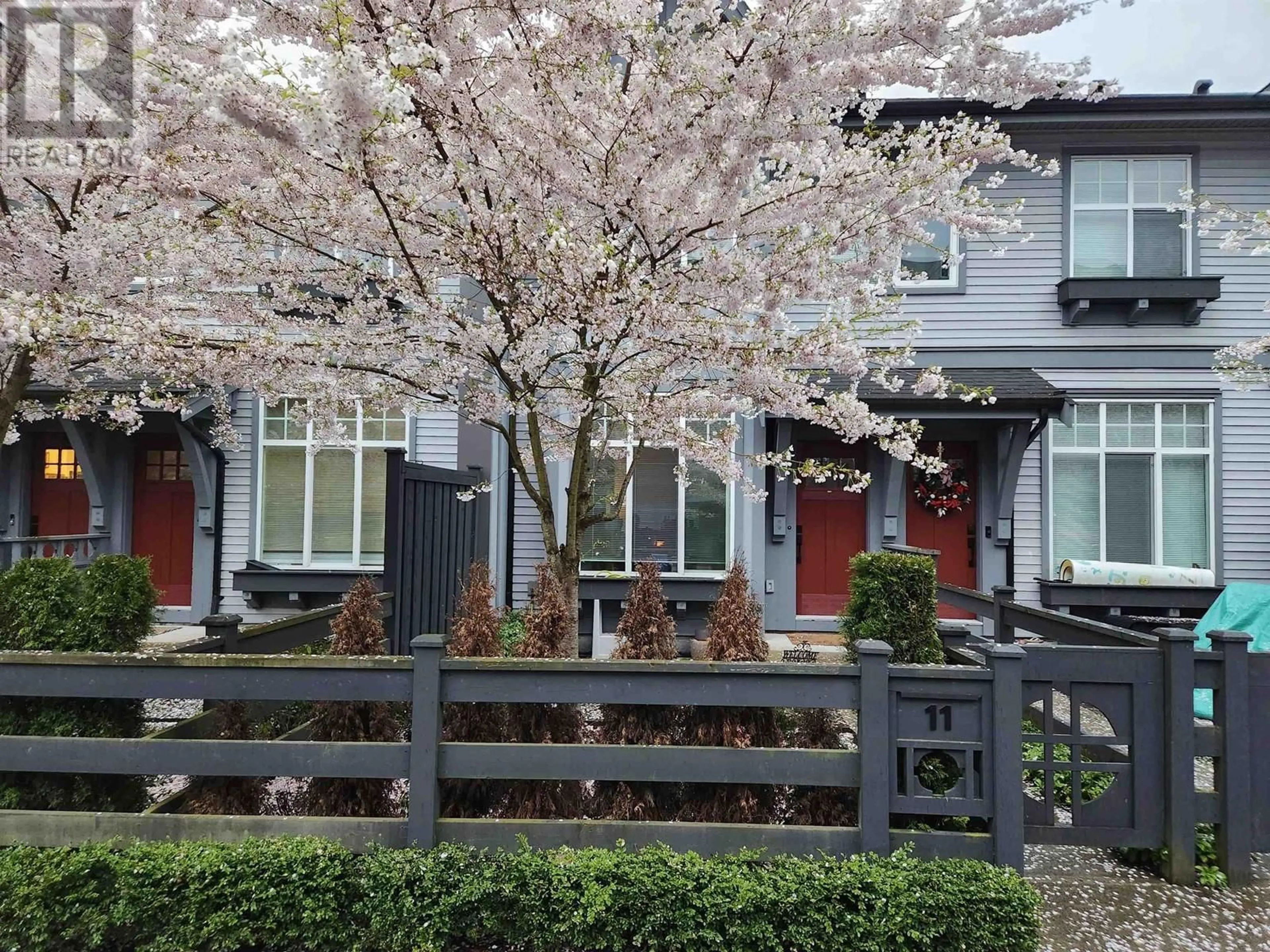 Unknown for 11 - 1221 ROCKLIN STREET, Coquitlam British Columbia V3B0N7