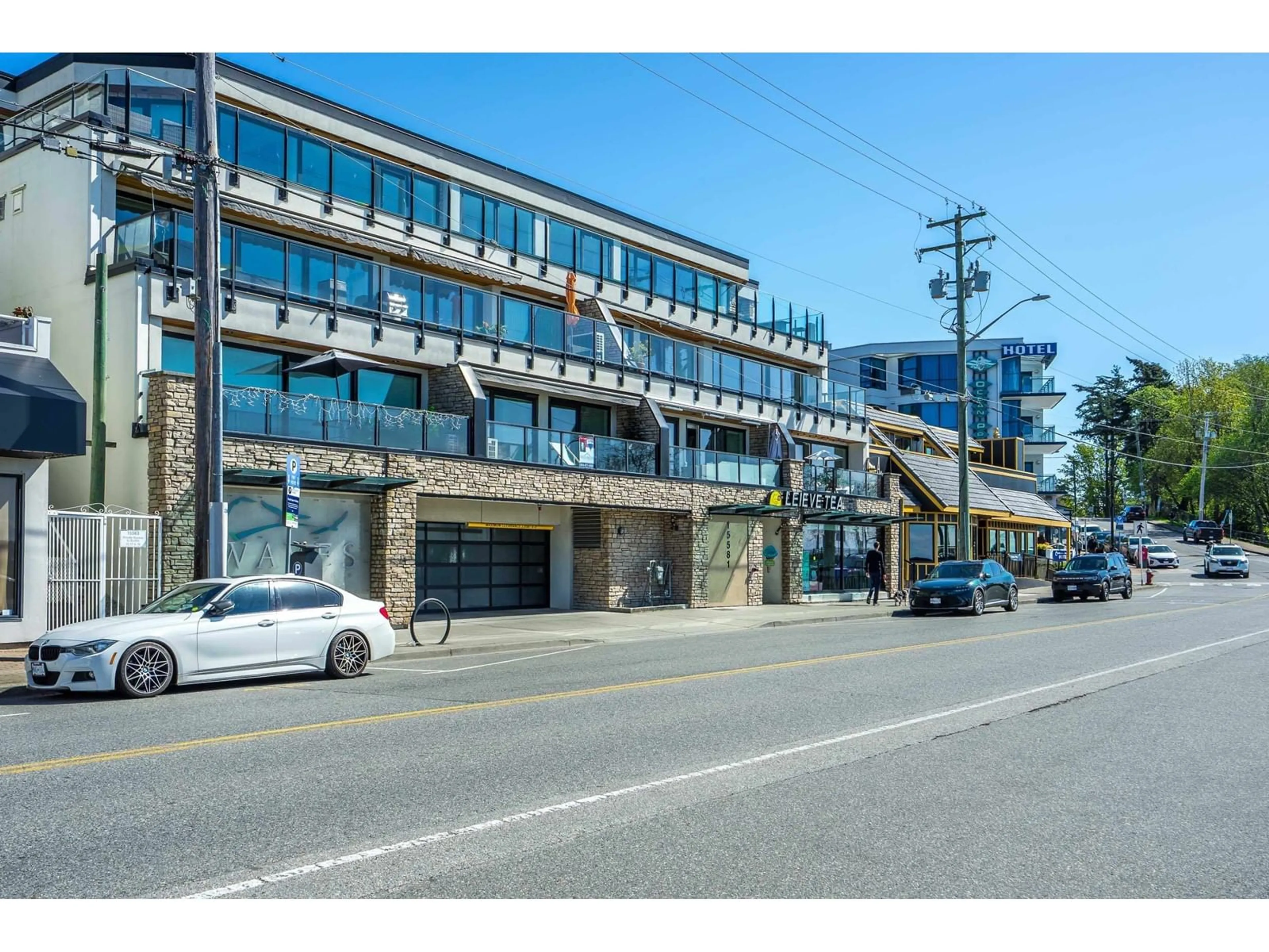 Unknown for 202 - 15581 MARINE, White Rock British Columbia V4B1C9
