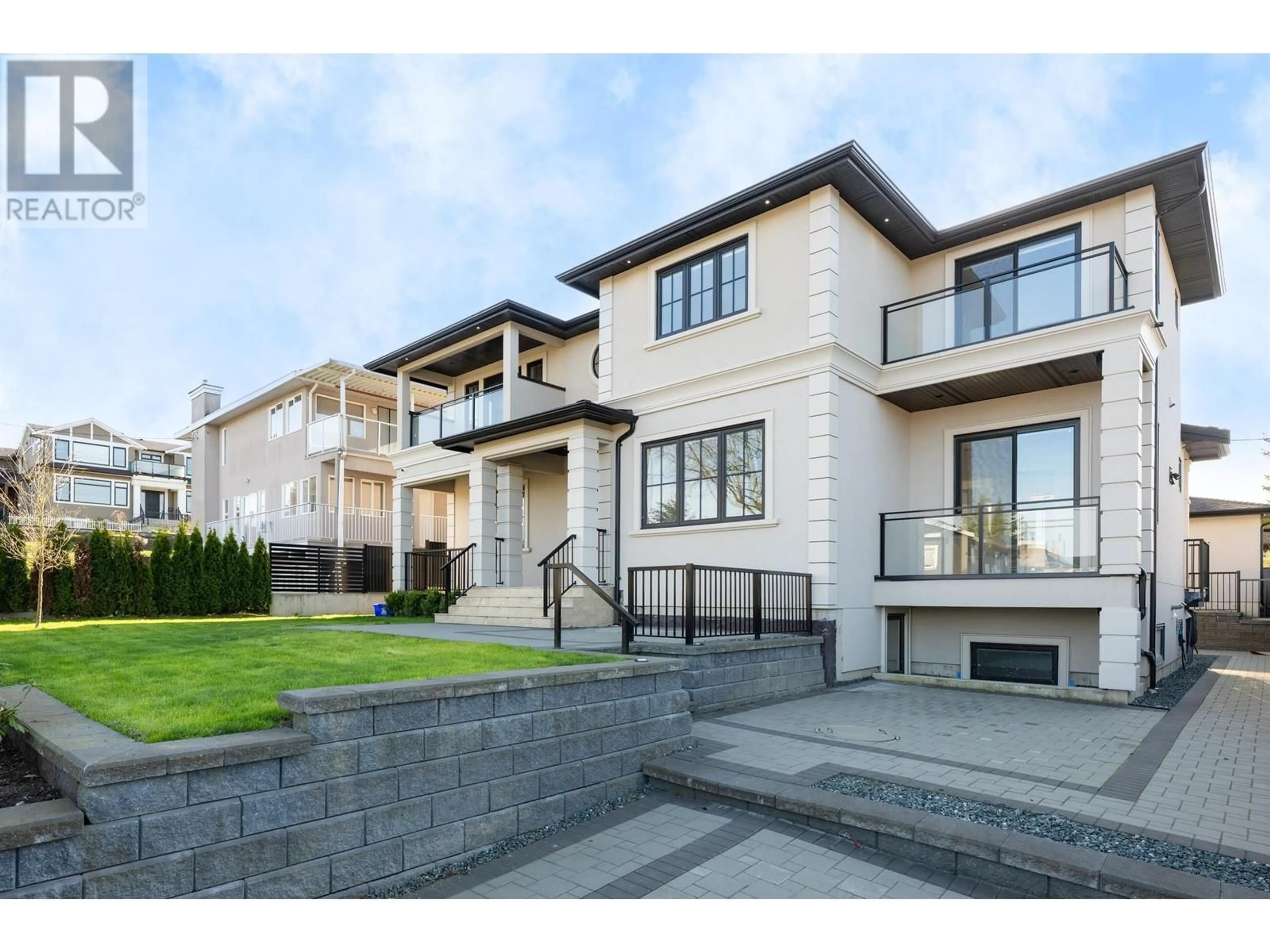 Unknown for 5469 NELSON AVENUE, Burnaby British Columbia V5H3H1