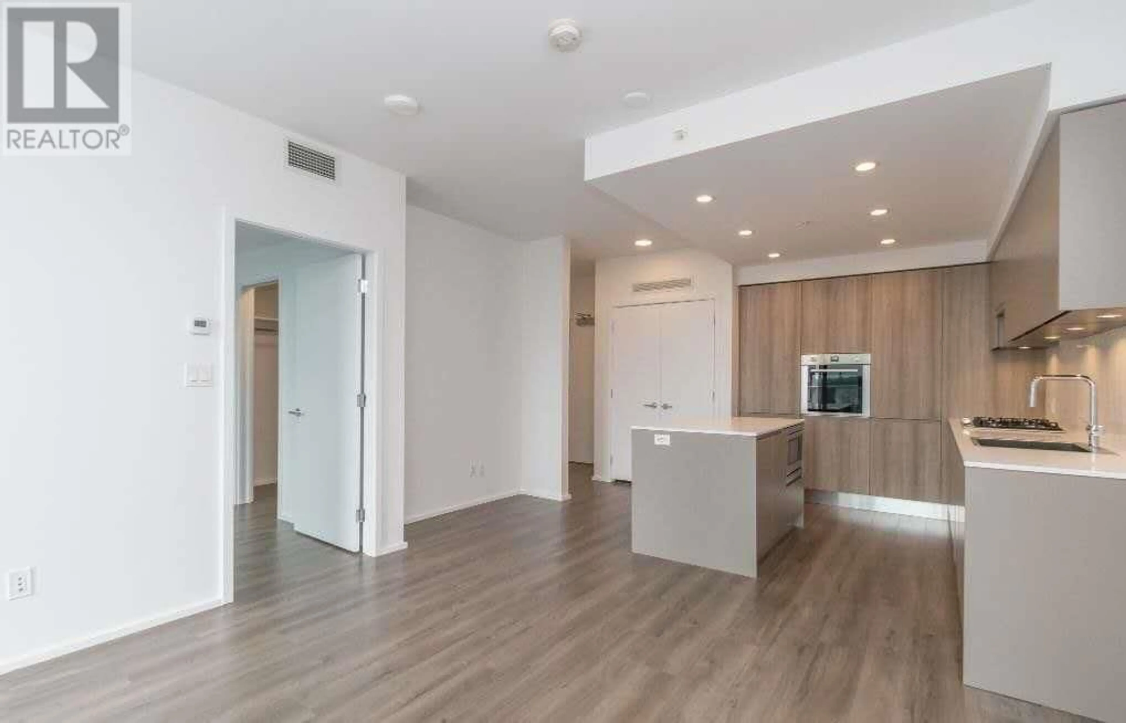 Unknown for 2402 - 3833 EVERGREEN PLACE, Burnaby British Columbia V3J0M2