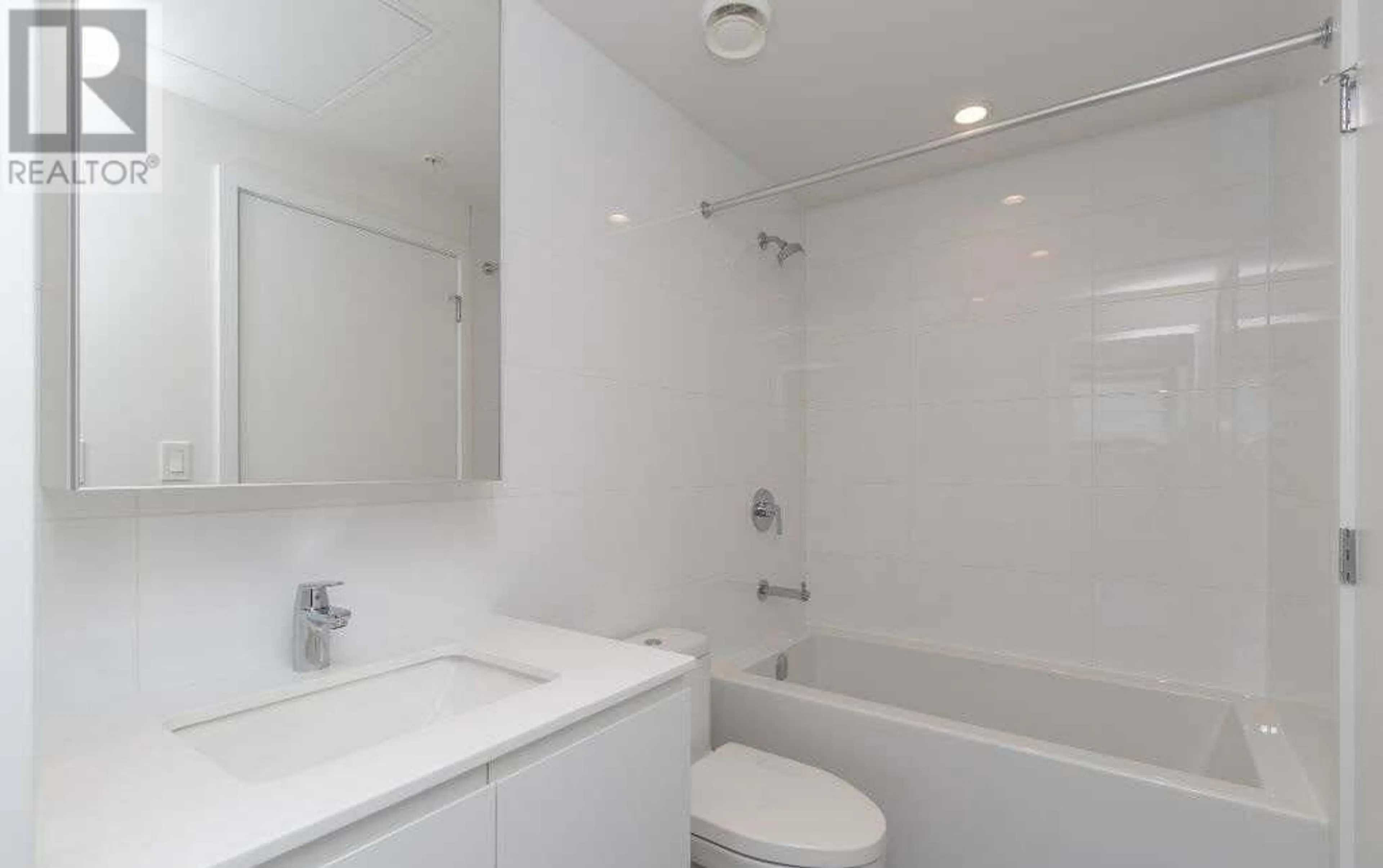 Standard bathroom, unknown for 2402 - 3833 EVERGREEN PLACE, Burnaby British Columbia V3J0M2