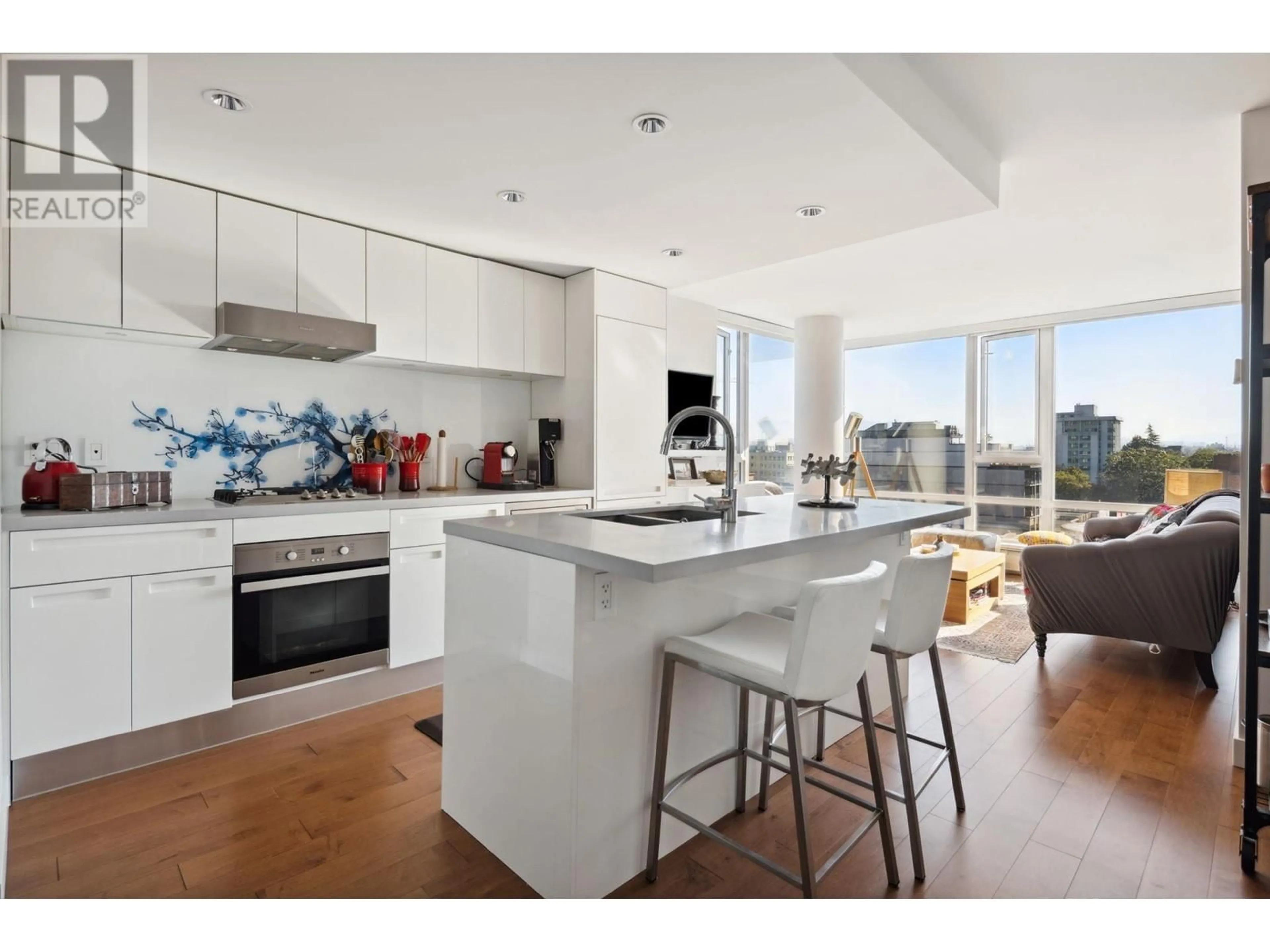 Contemporary kitchen, unknown for 1507 - 188 KEEFER STREET, Vancouver British Columbia V6A0E3