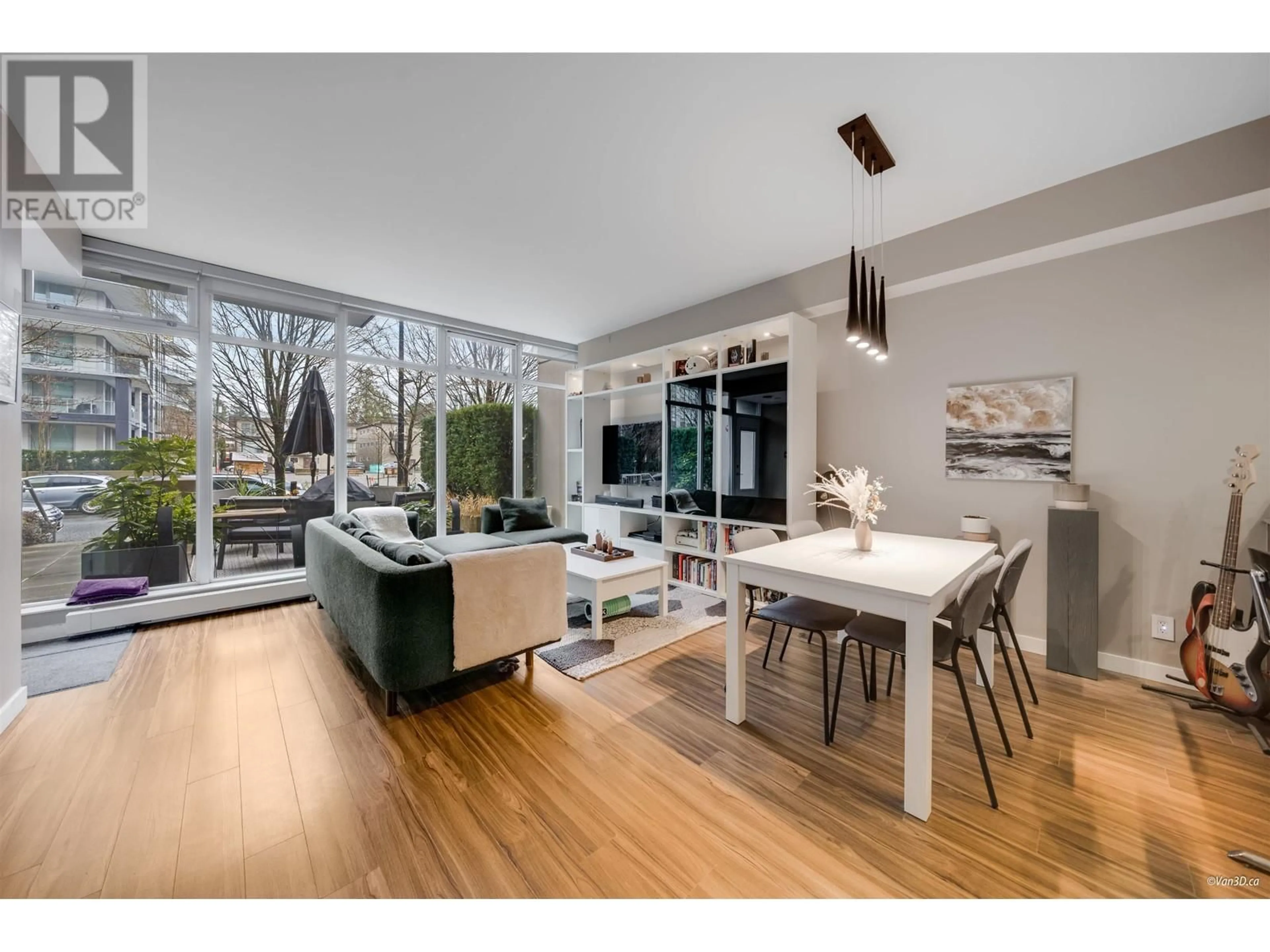 Open concept kitchen, wood/laminate floor for 1627 EASTERN AVENUE, North Vancouver British Columbia V7L0C4