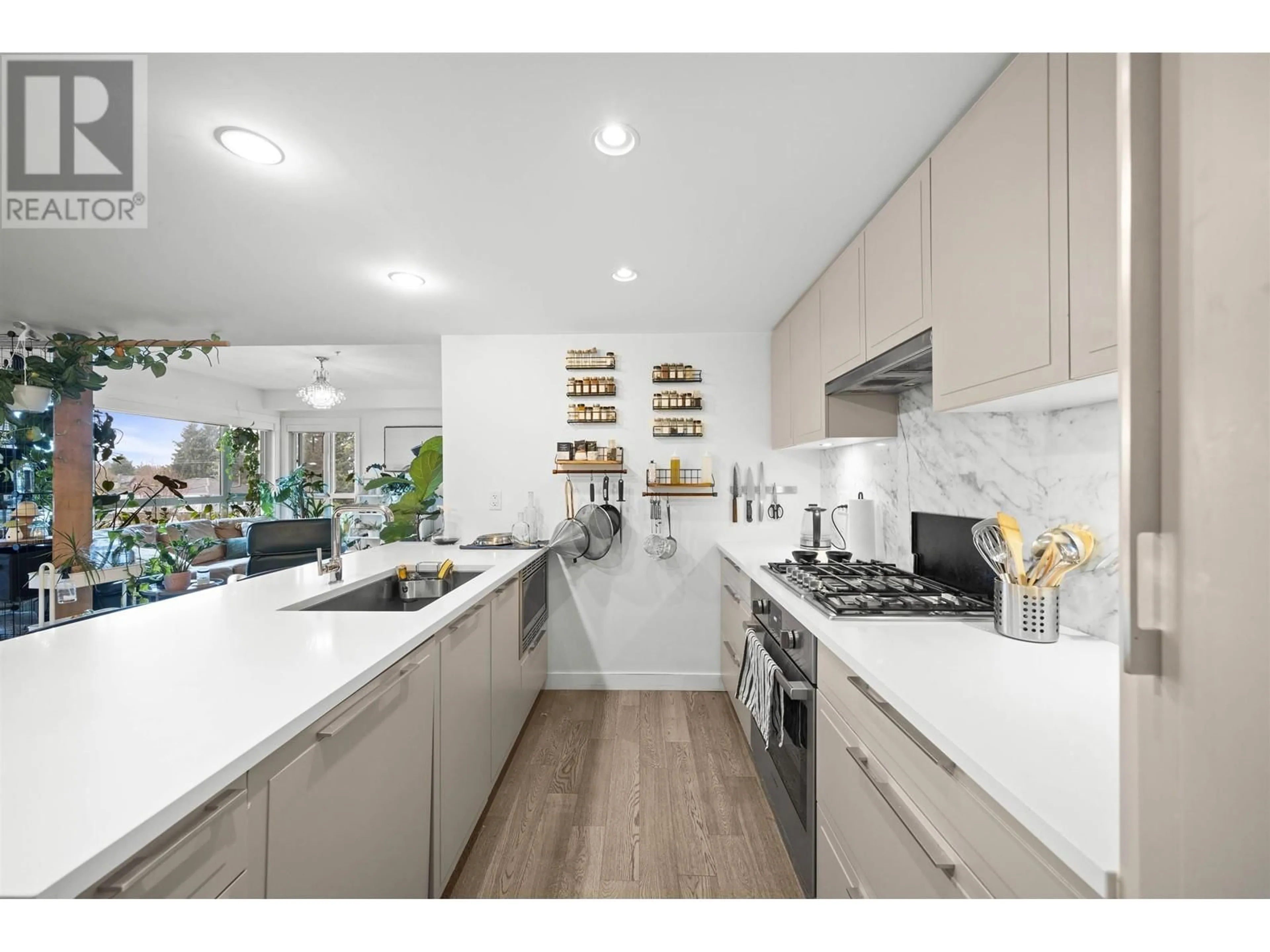 Open concept kitchen, unknown for 322 - 7828 GRANVILLE STREET, Vancouver British Columbia V6P4Z2