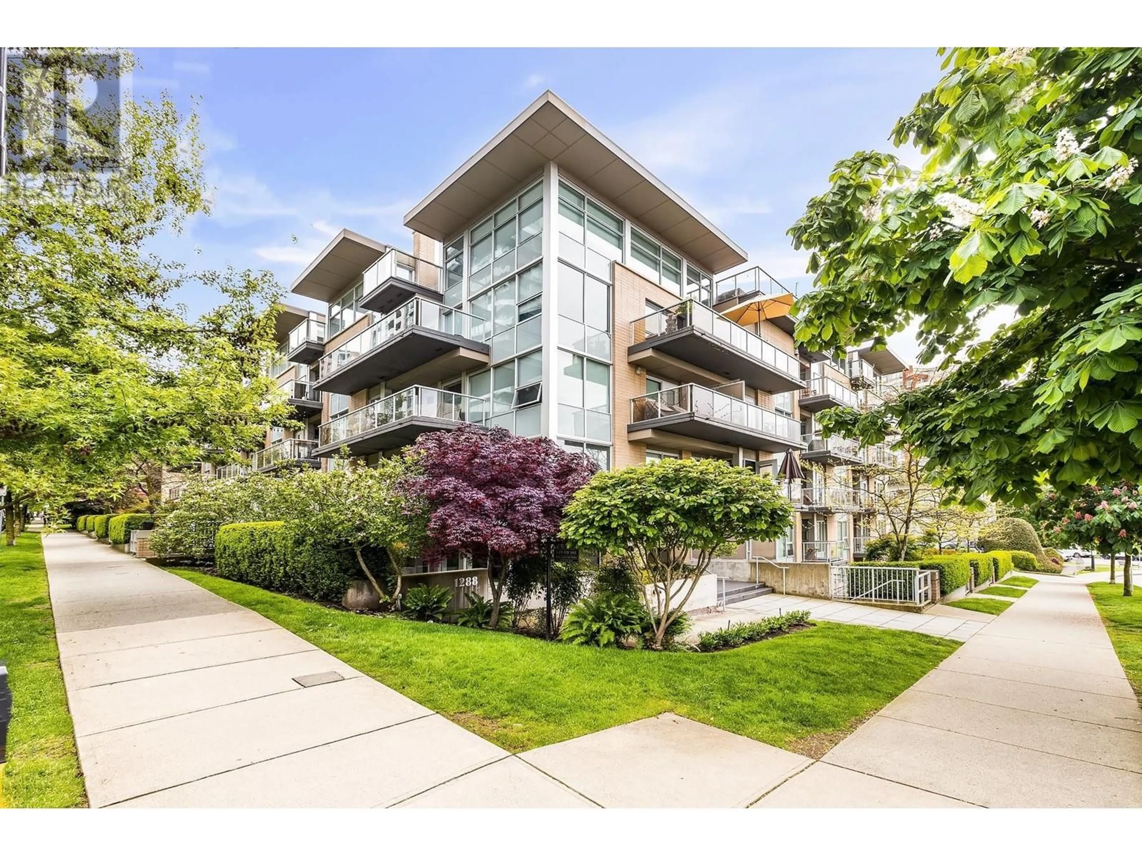 Unknown for 207 - 1288 CHESTERFIELD AVENUE, North Vancouver British Columbia V7M0B1