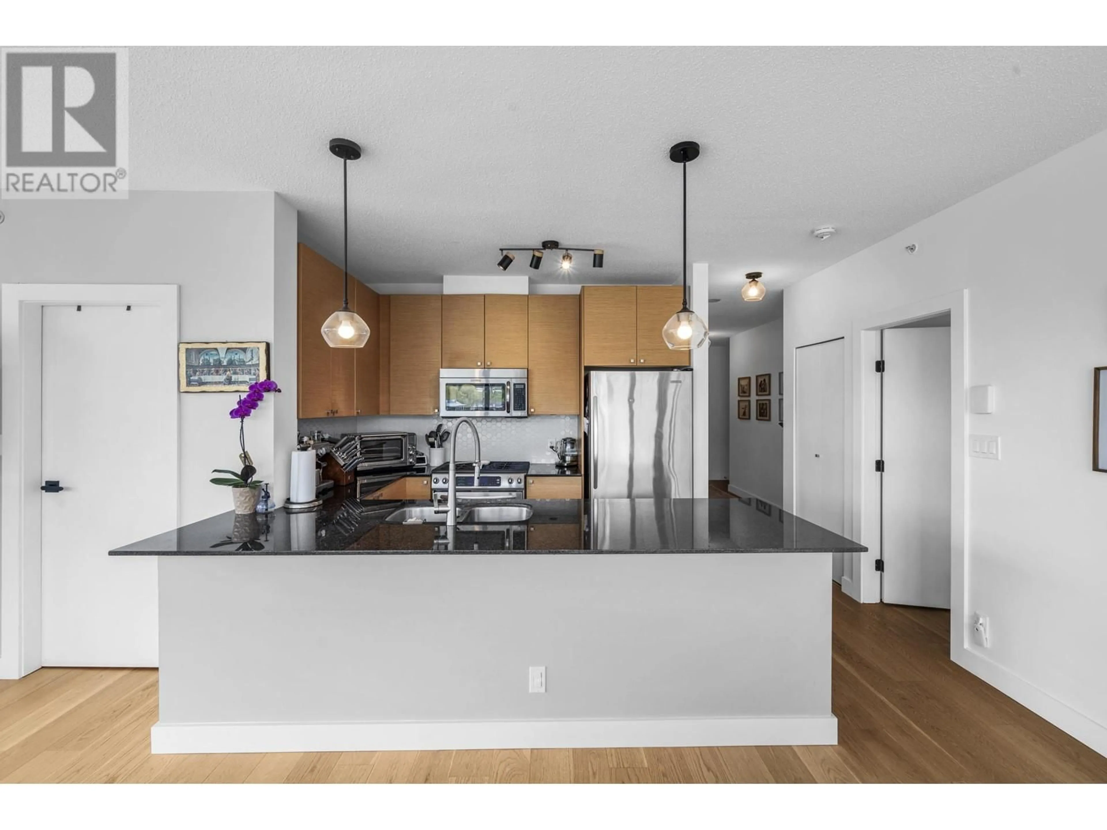 Open concept kitchen, unknown for 808 - 110 BREW STREET, Port Moody British Columbia V3H0E4