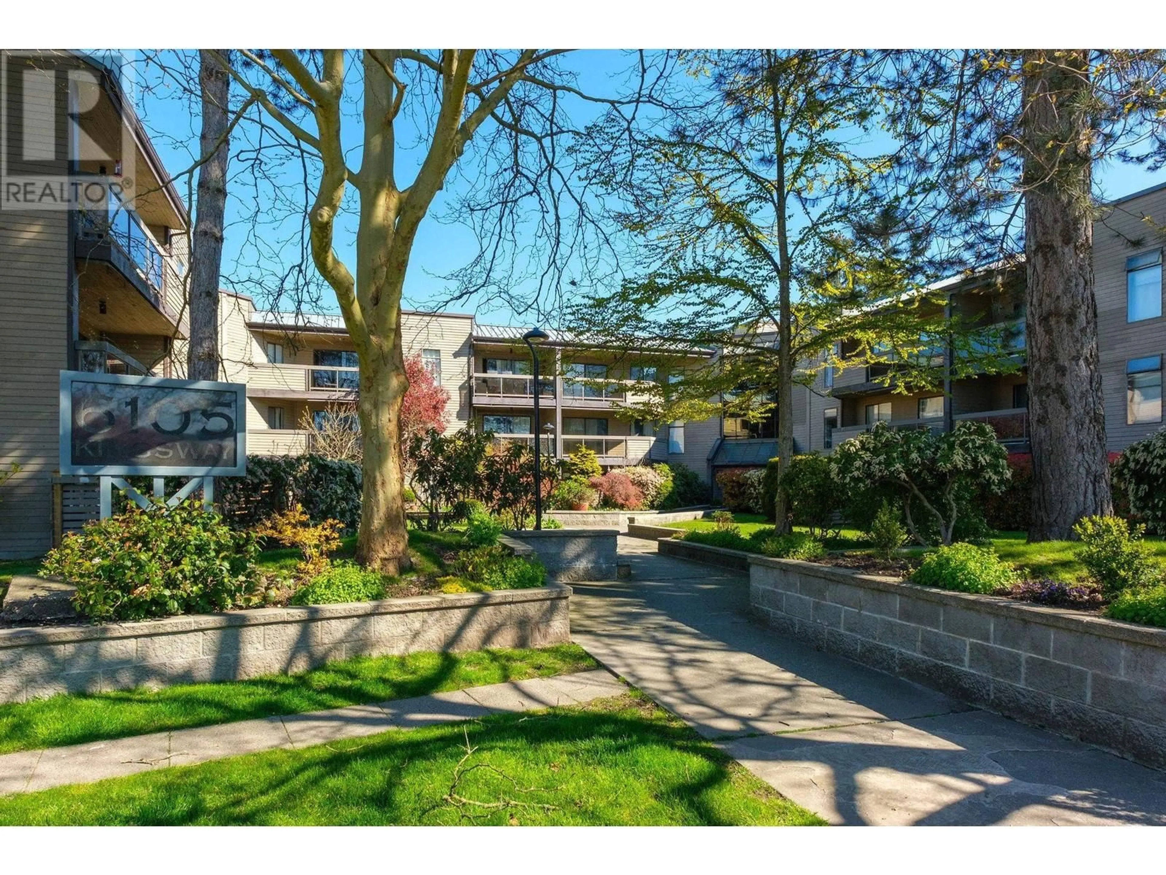 A pic from outside/outdoor area/front of a property/back of a property/a pic from drone, street for 301 - 6105 KINGSWAY, Burnaby British Columbia V5J5C7