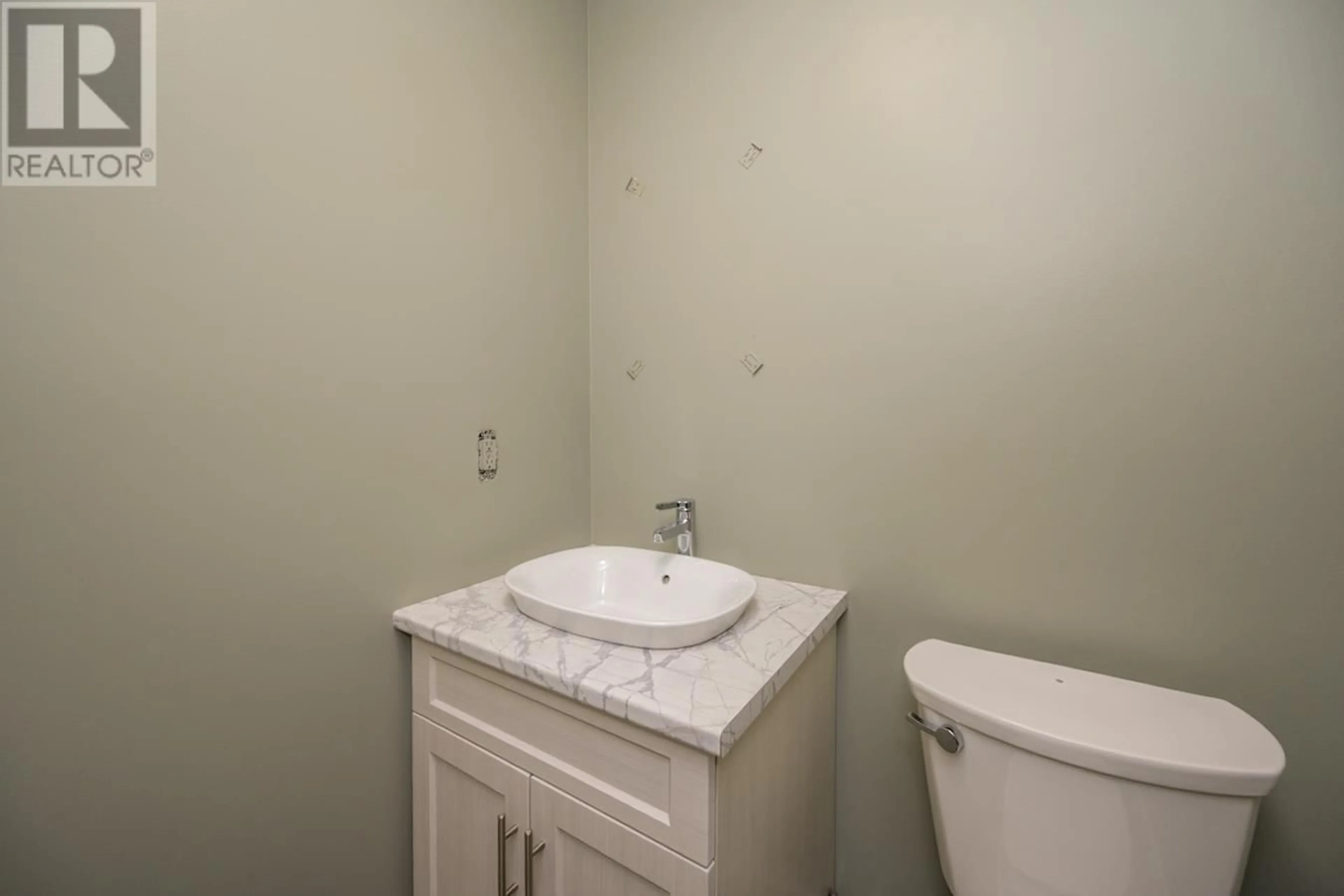 Standard bathroom, unknown for 1839 MCLAREN ROAD, Prince George British Columbia V2N6T9