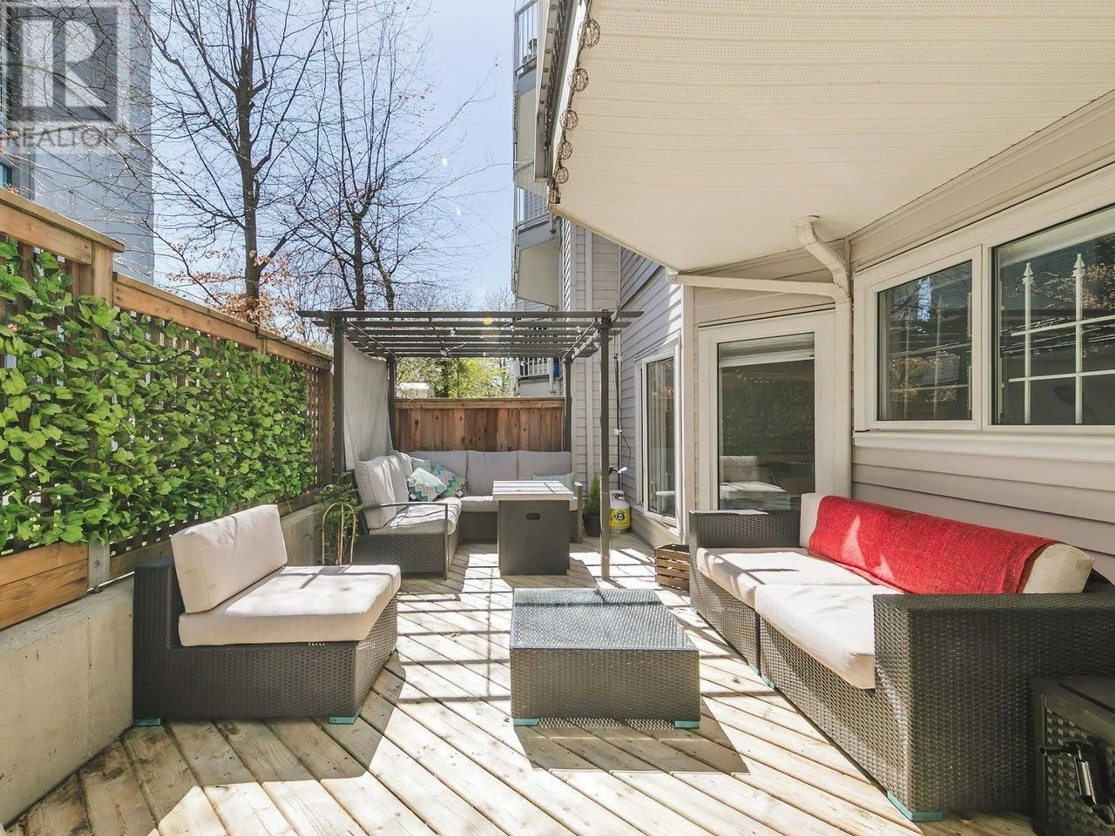 Patio, street for 105 - 1147 NELSON STREET, Vancouver British Columbia V6E1J3