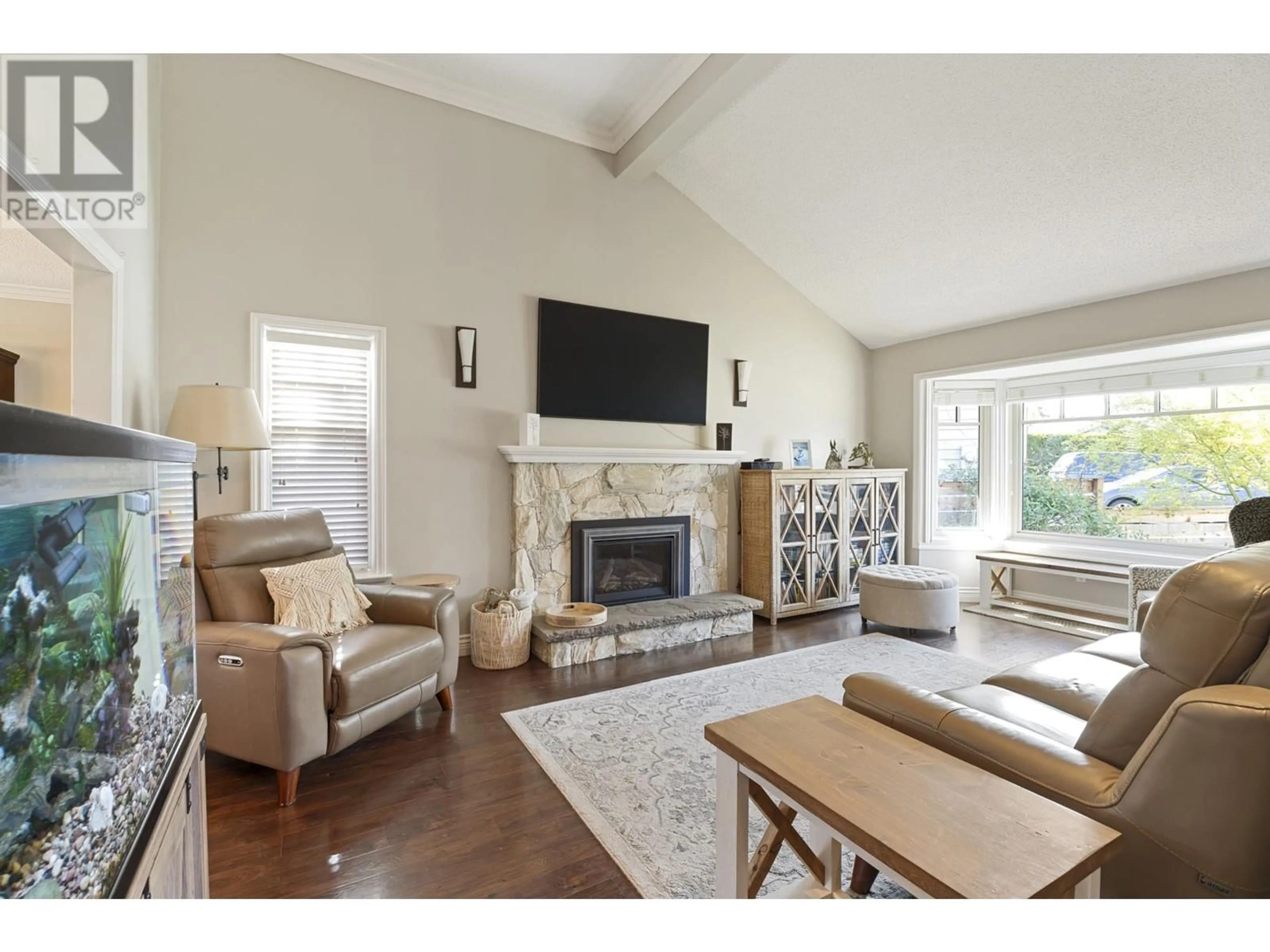Living room with furniture, unknown for 4412 61 STREET, Delta British Columbia V4K3X9