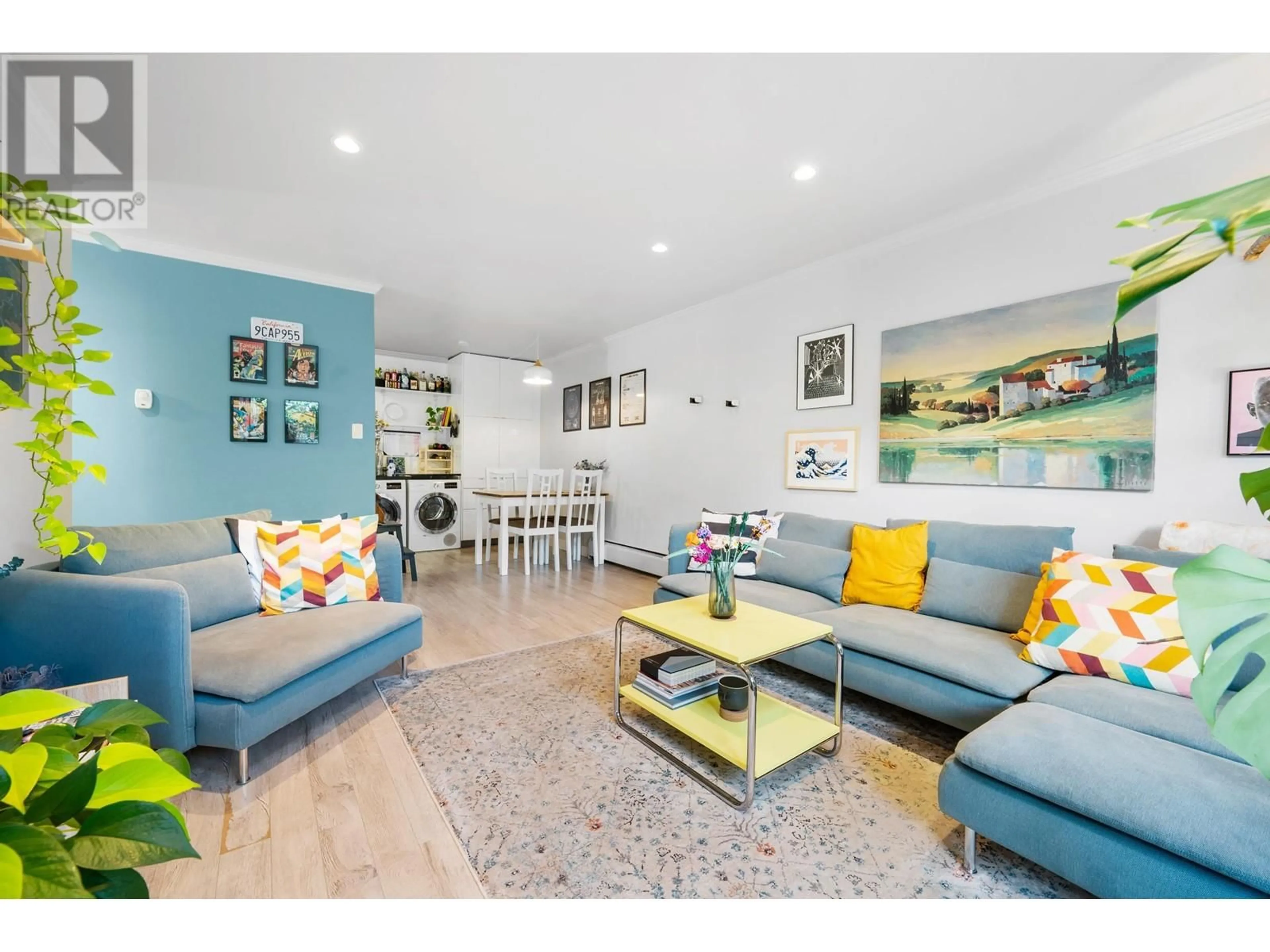 Living room with furniture, unknown for 110 - 275 2ND STREET, North Vancouver British Columbia V7M1C9