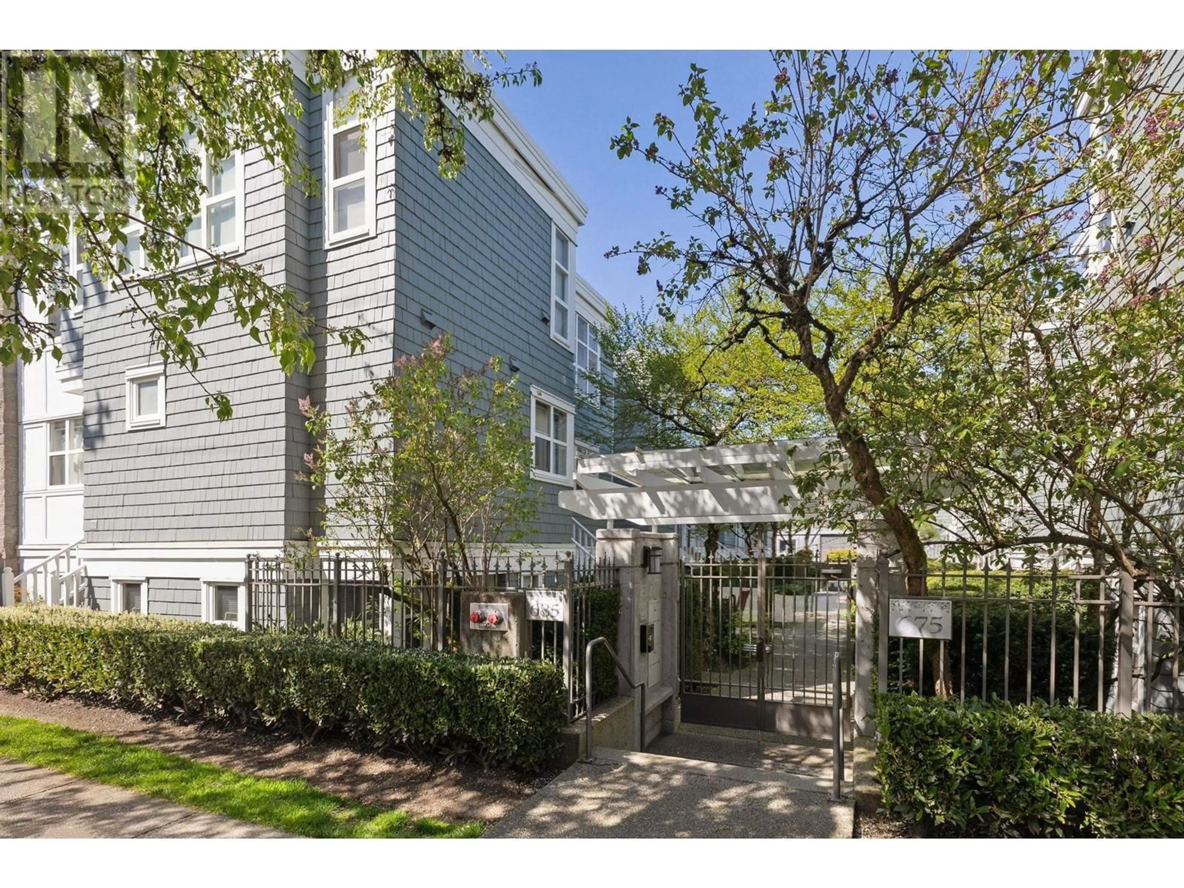 Unknown for 201 - 685 7TH AVENUE, Vancouver British Columbia V5Z1B6