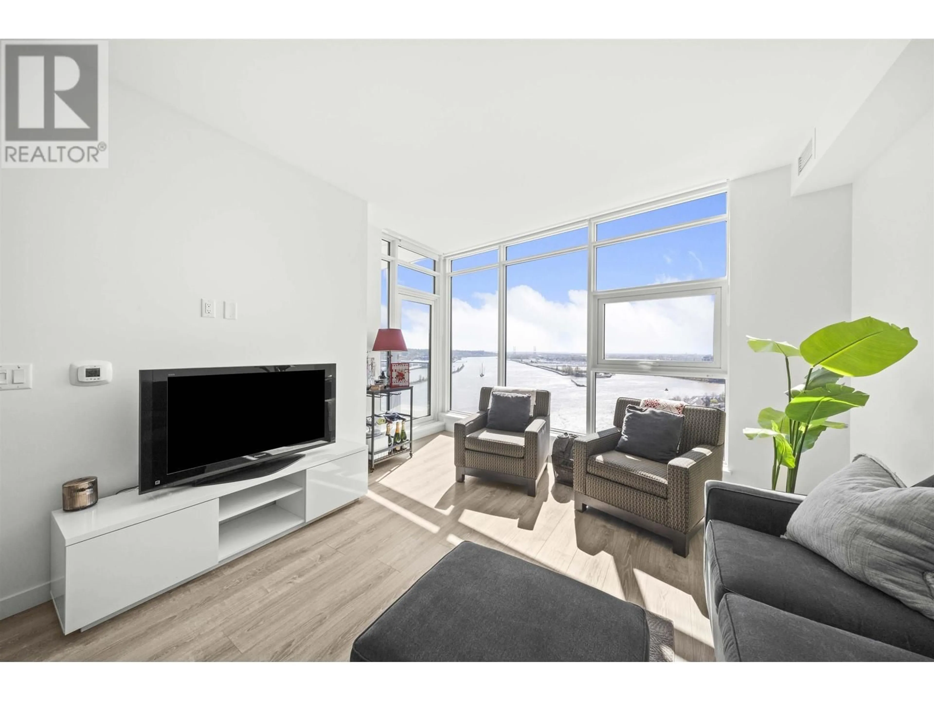 Living room with furniture, unknown for 2202 - 680 QUAYSIDE DRIVE, New Westminster British Columbia V3M0P2